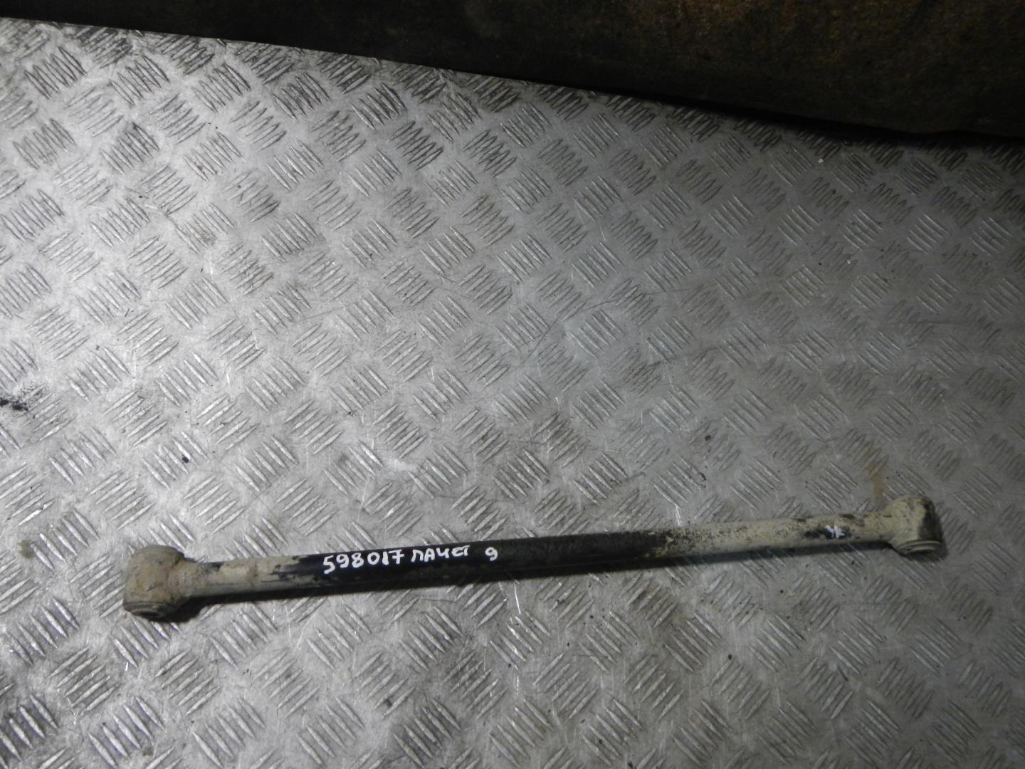 Тяга задняя поперечная