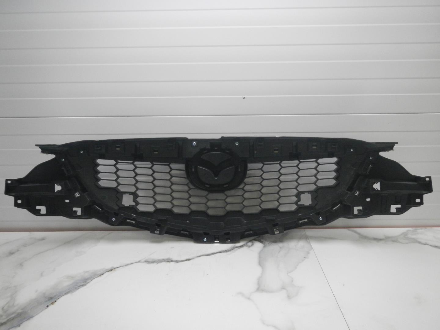 Решетка радиатора