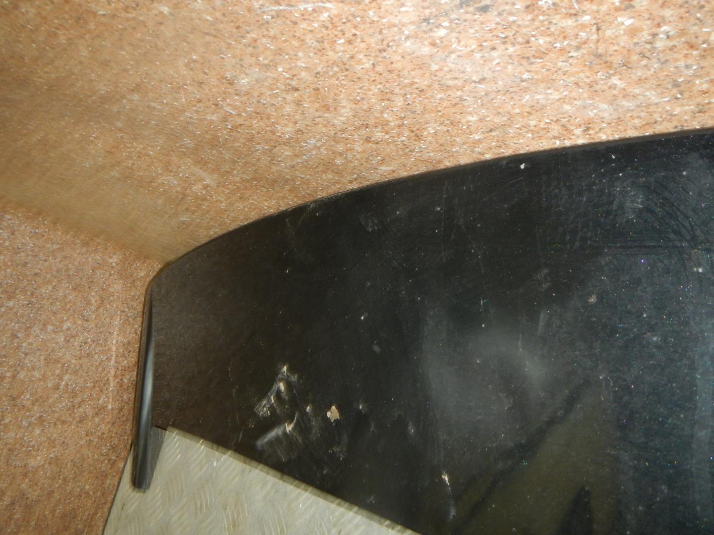 Спойлер (дефлектор) крышки багажника