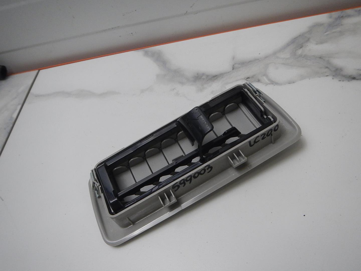 Дефлектор воздушный