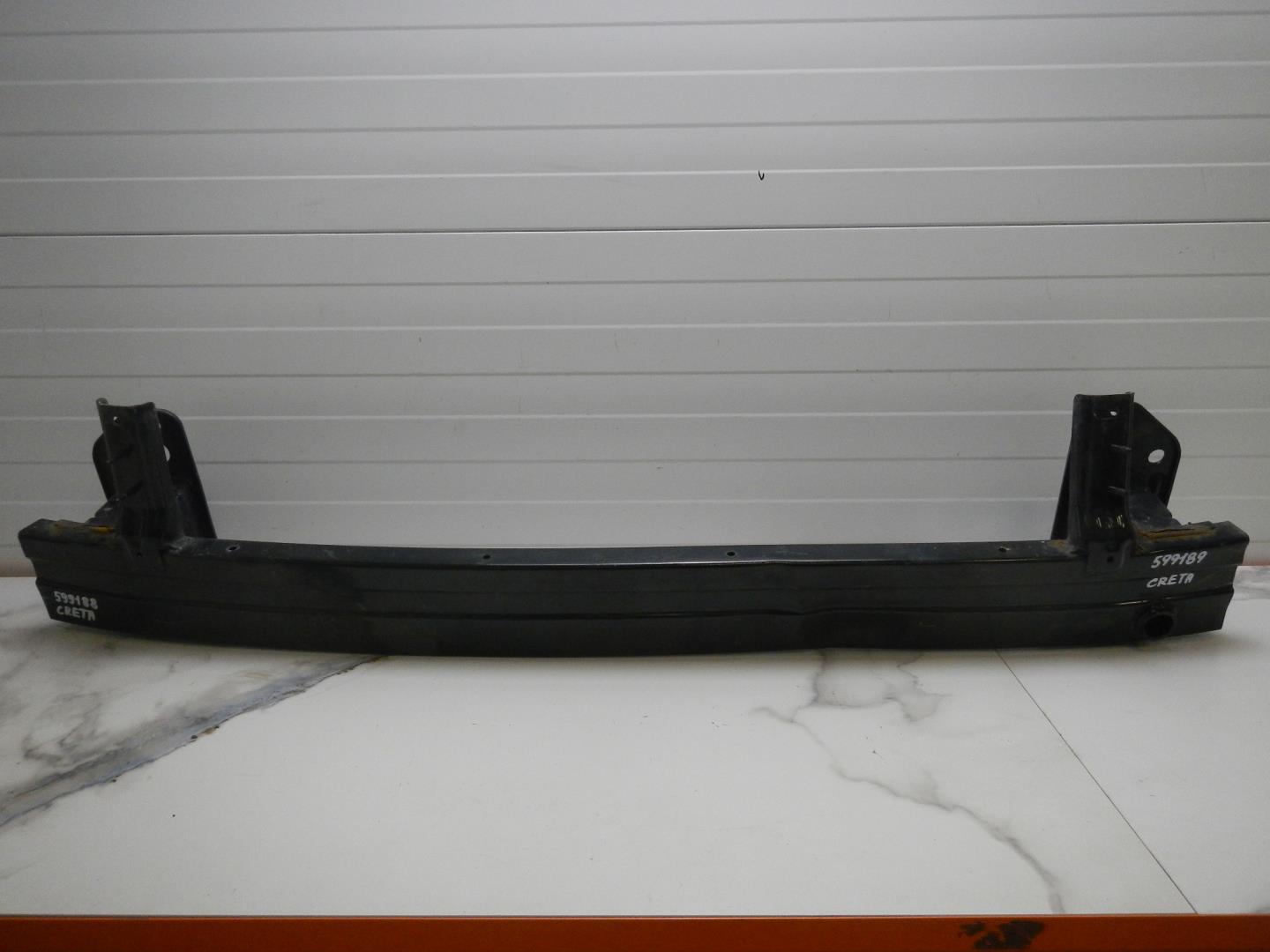 Усилитель переднего бампера