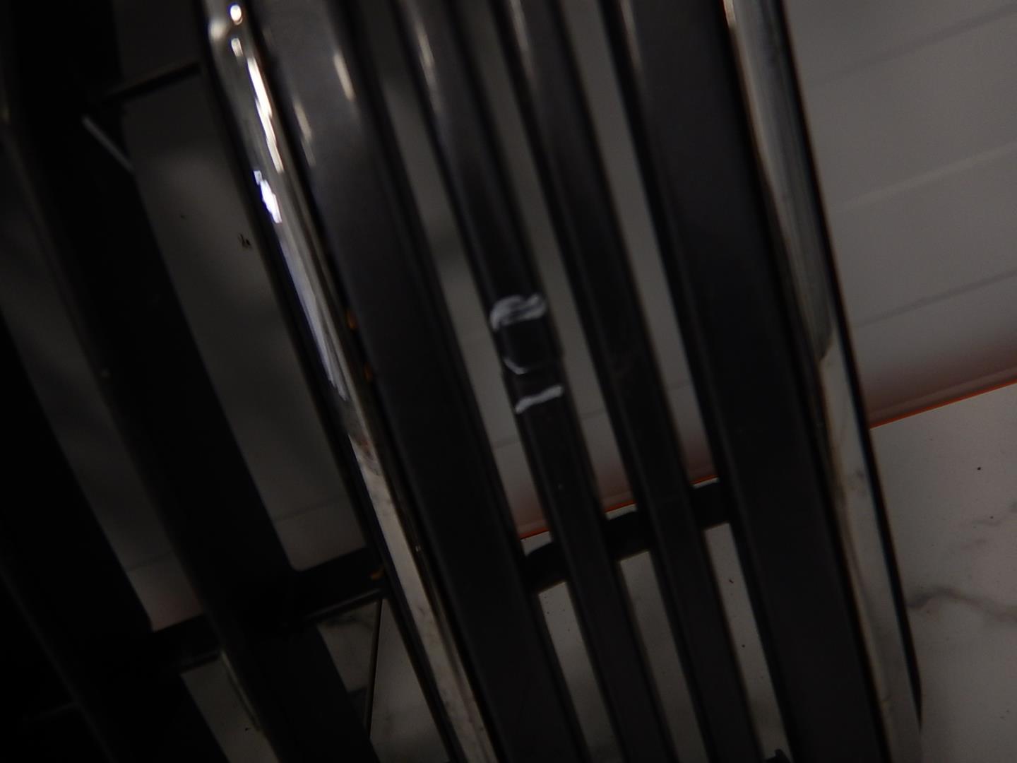 Решетка радиатора