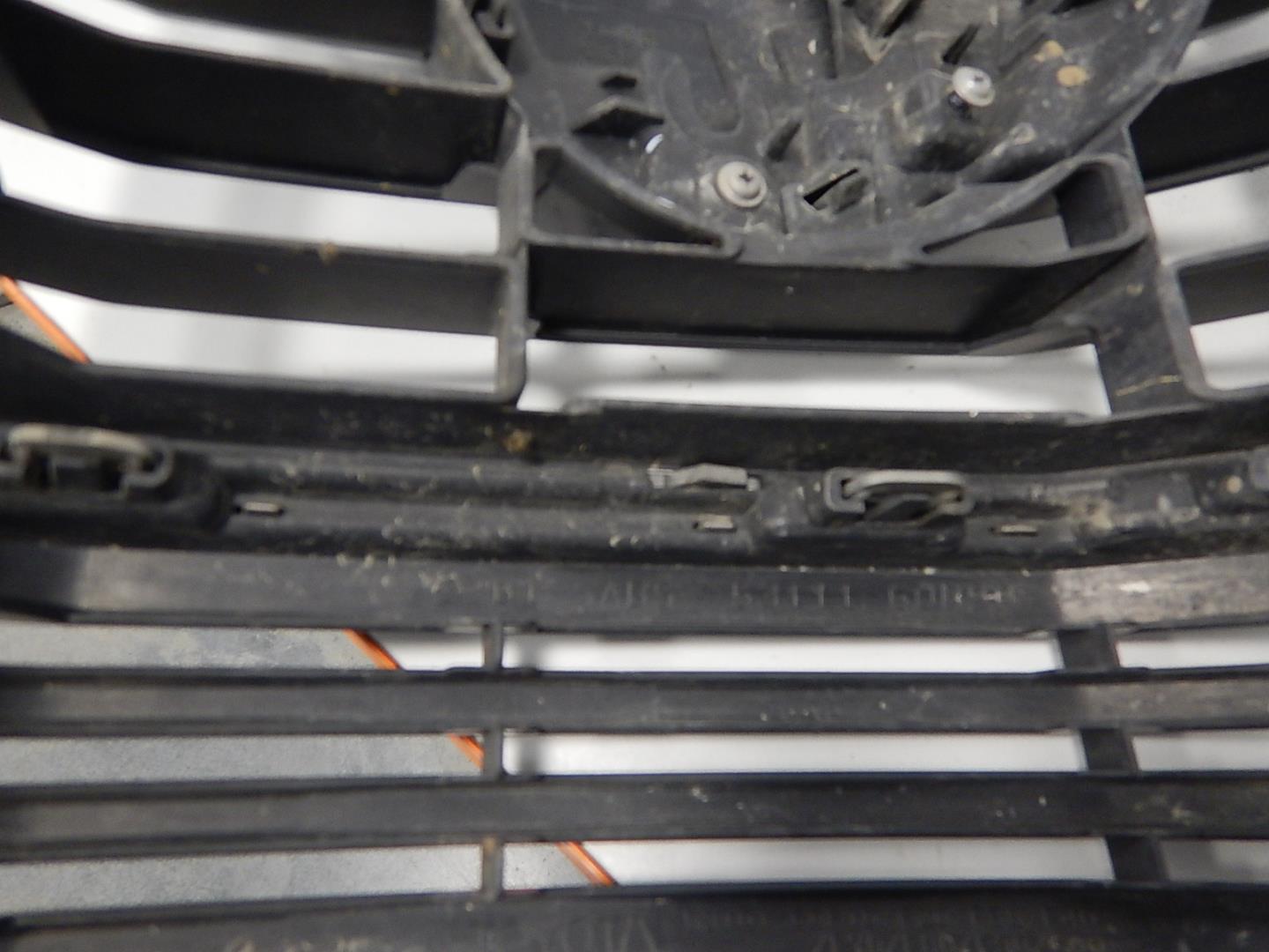 Решетка радиатора