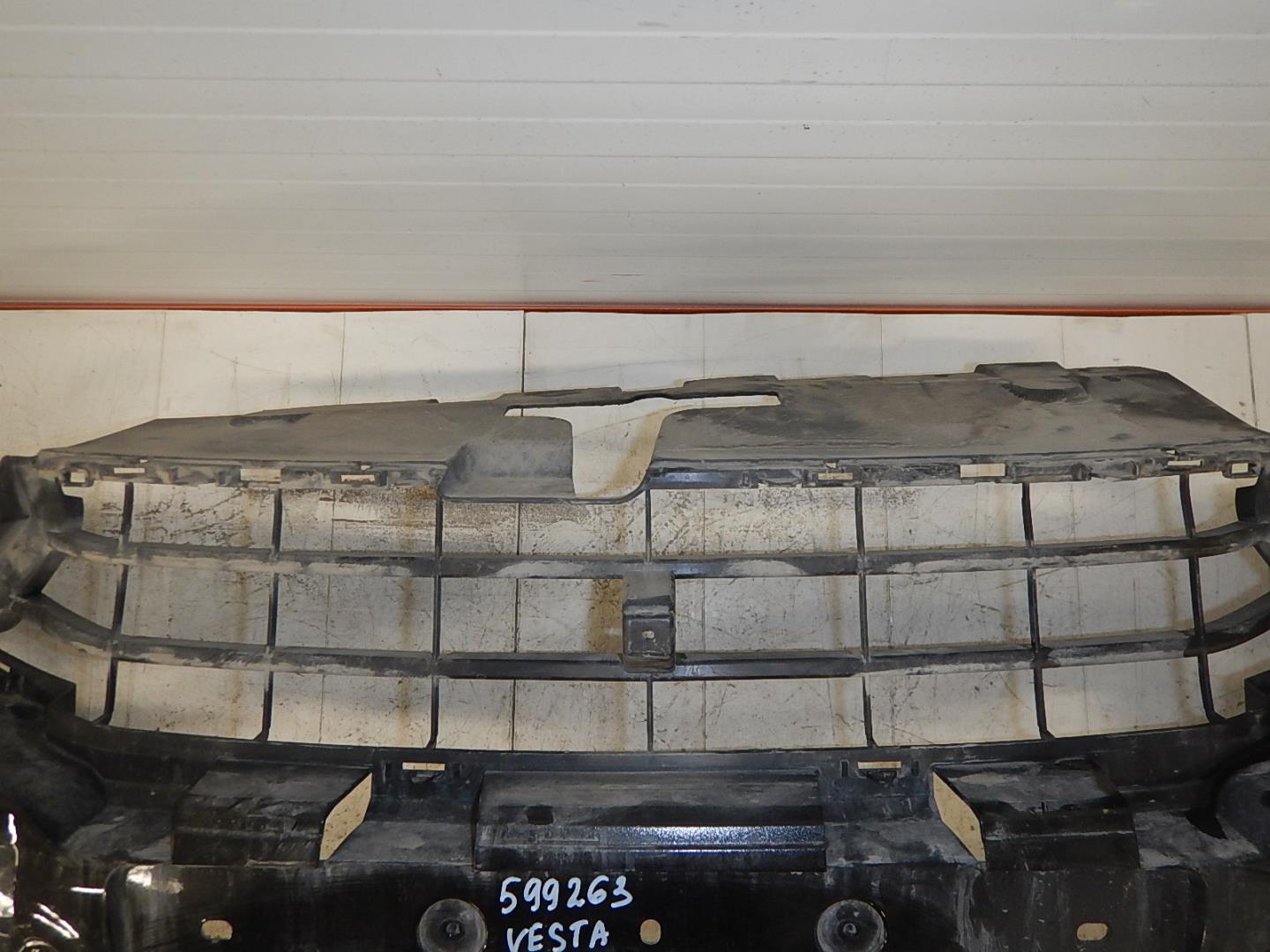 Бампер передний