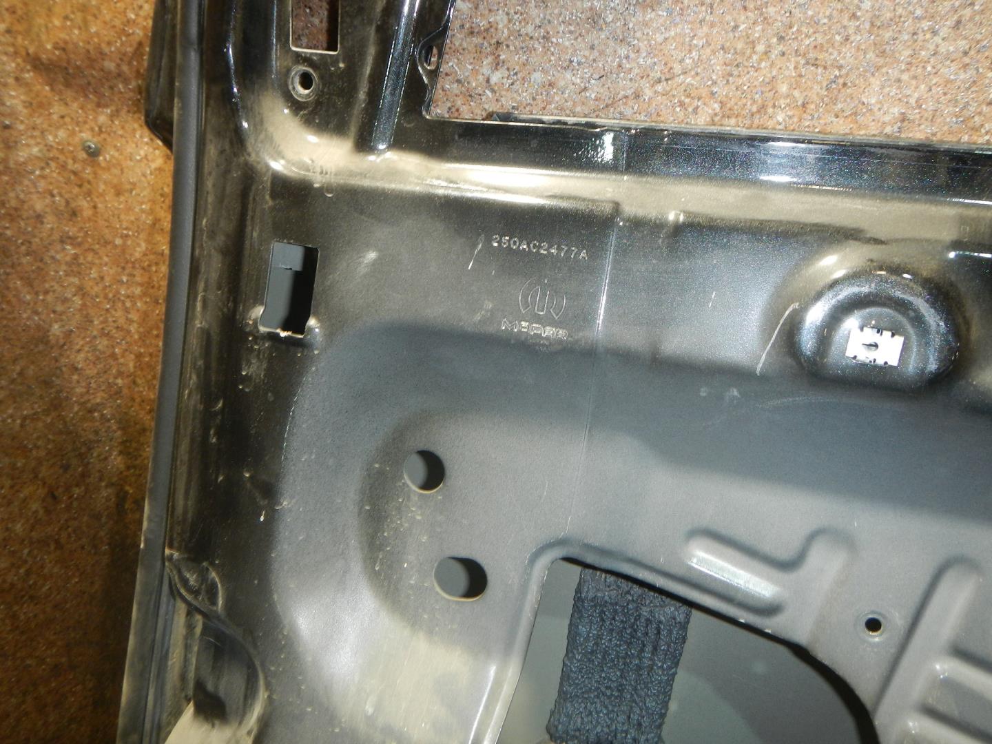 Дверь передняя правая