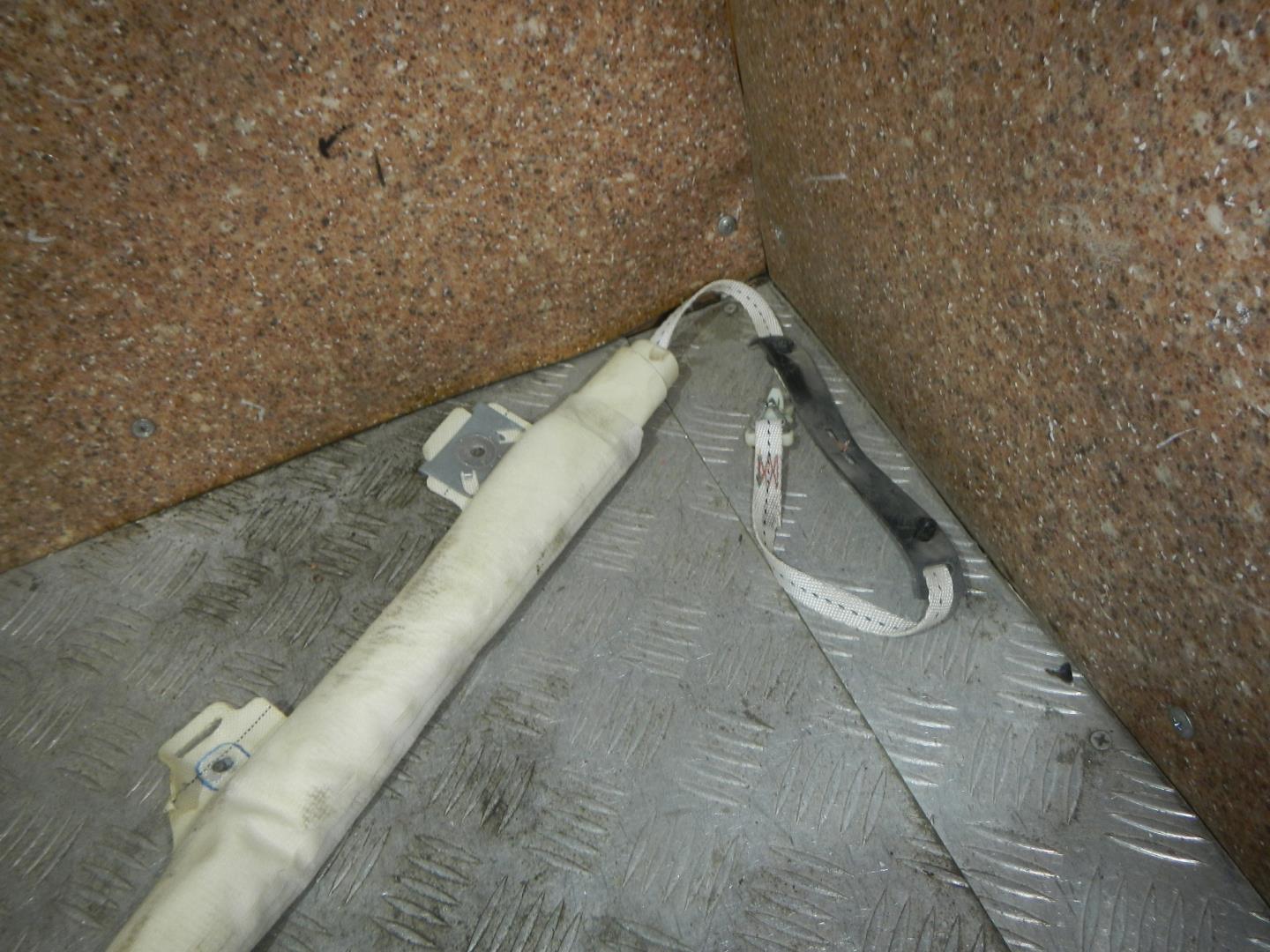 Подушка безопасности боковая (шторка)