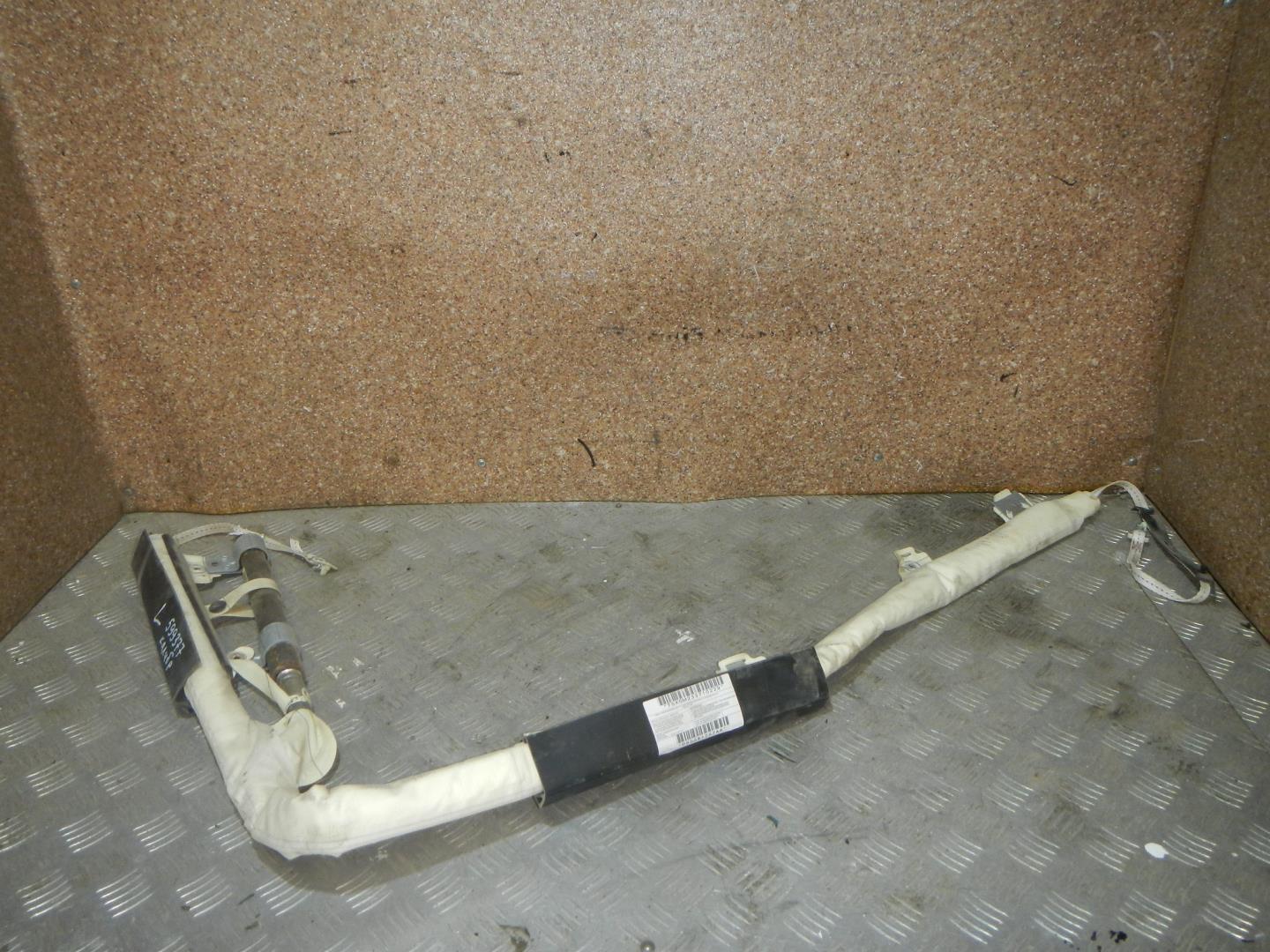 Подушка безопасности боковая (шторка)