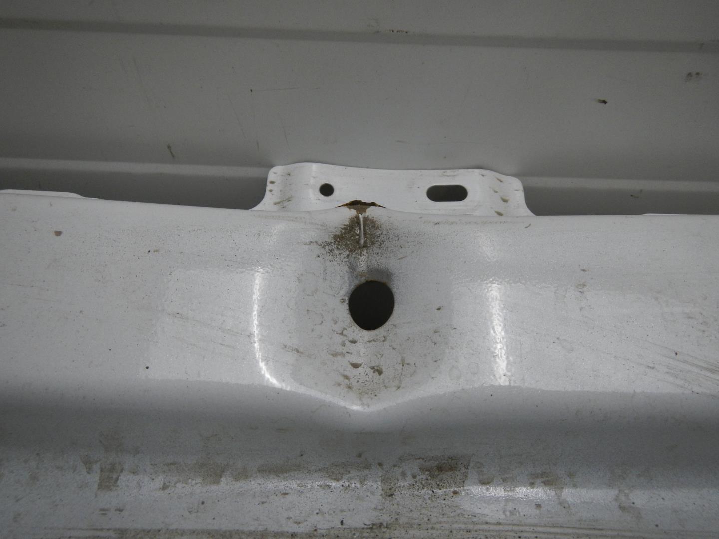 Усилитель заднего бампера