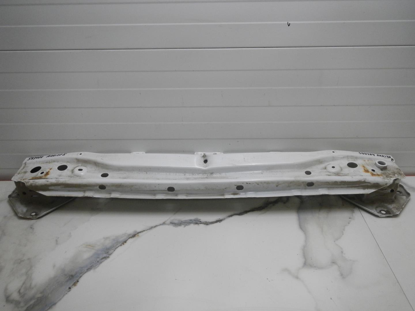 Усилитель заднего бампера