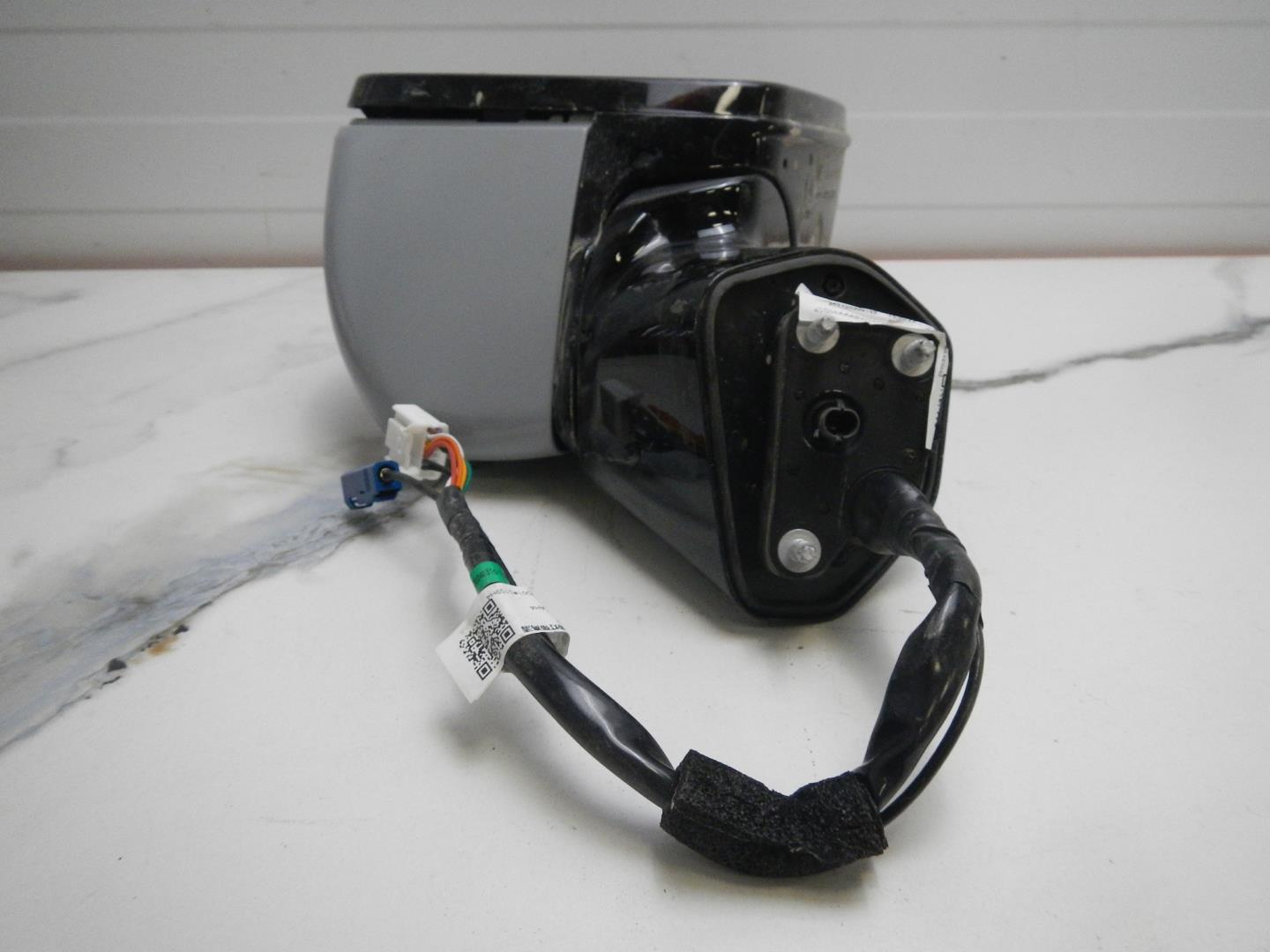 Зеркало правое электрическое