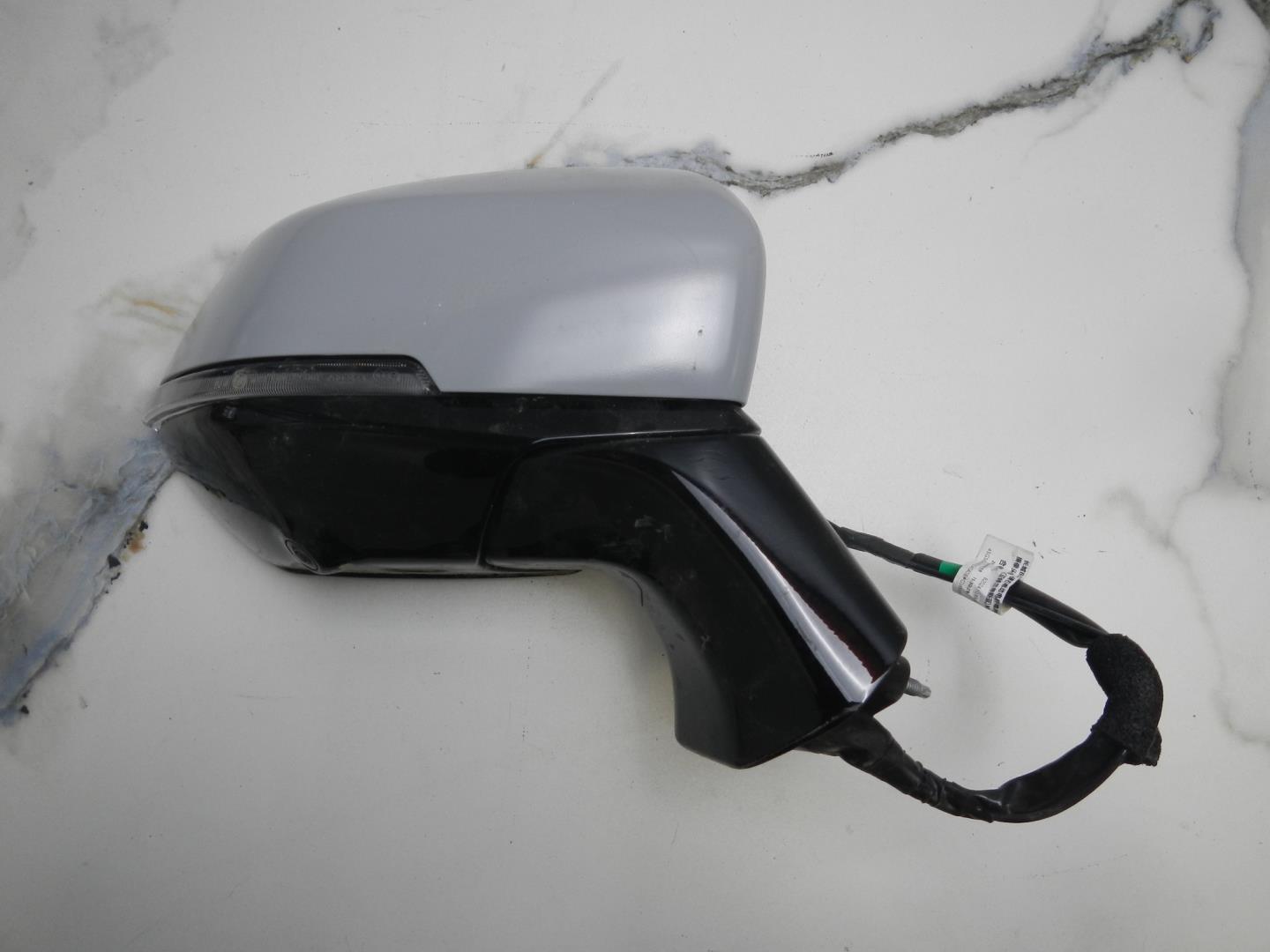 Зеркало правое электрическое