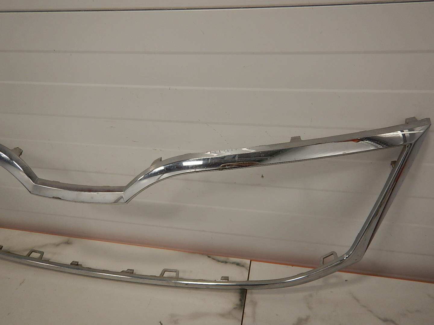 Накладка на решетку радиатора