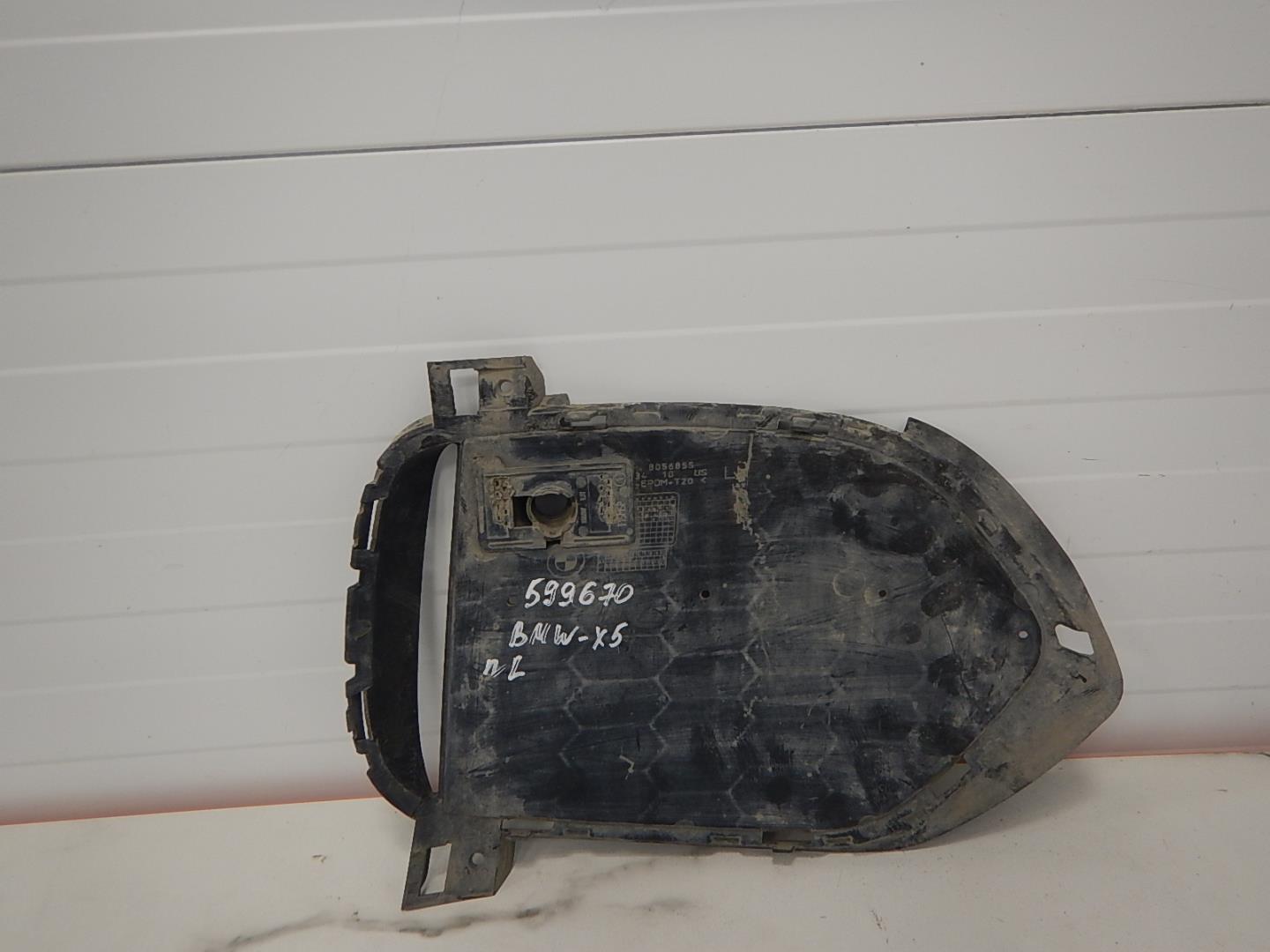 Решетка в бампер левая