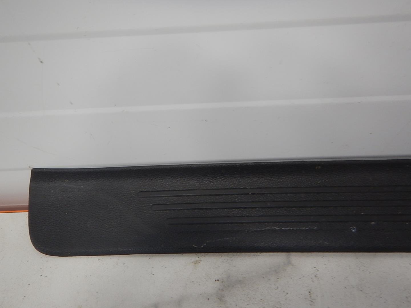 Накладка порога (внутренняя)