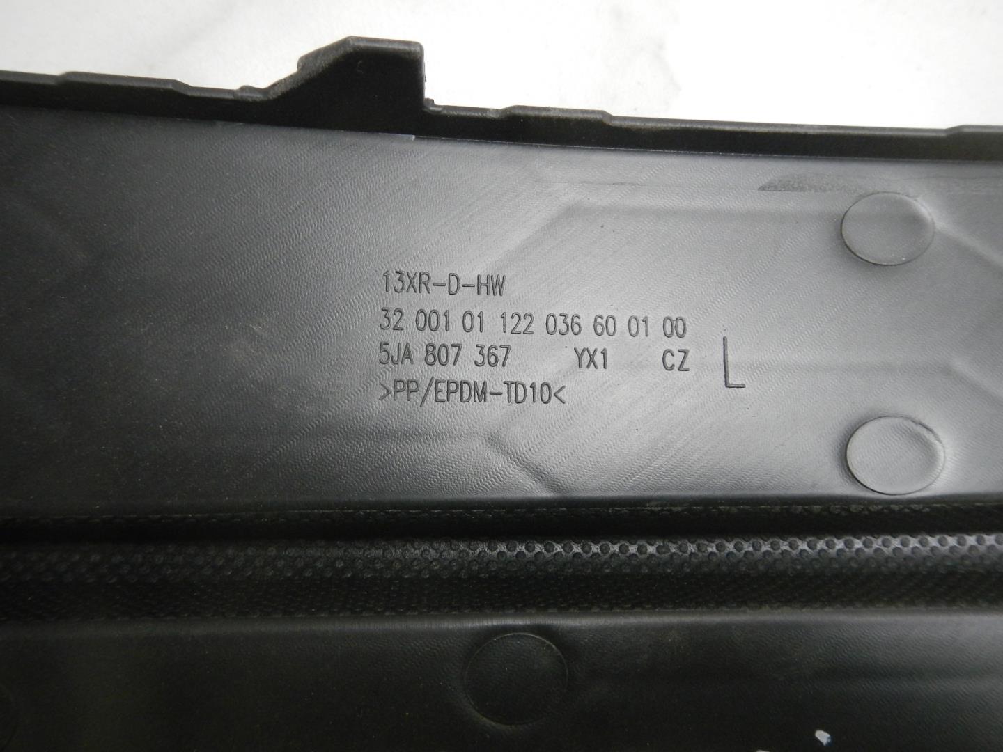 Решетка в бампер левая