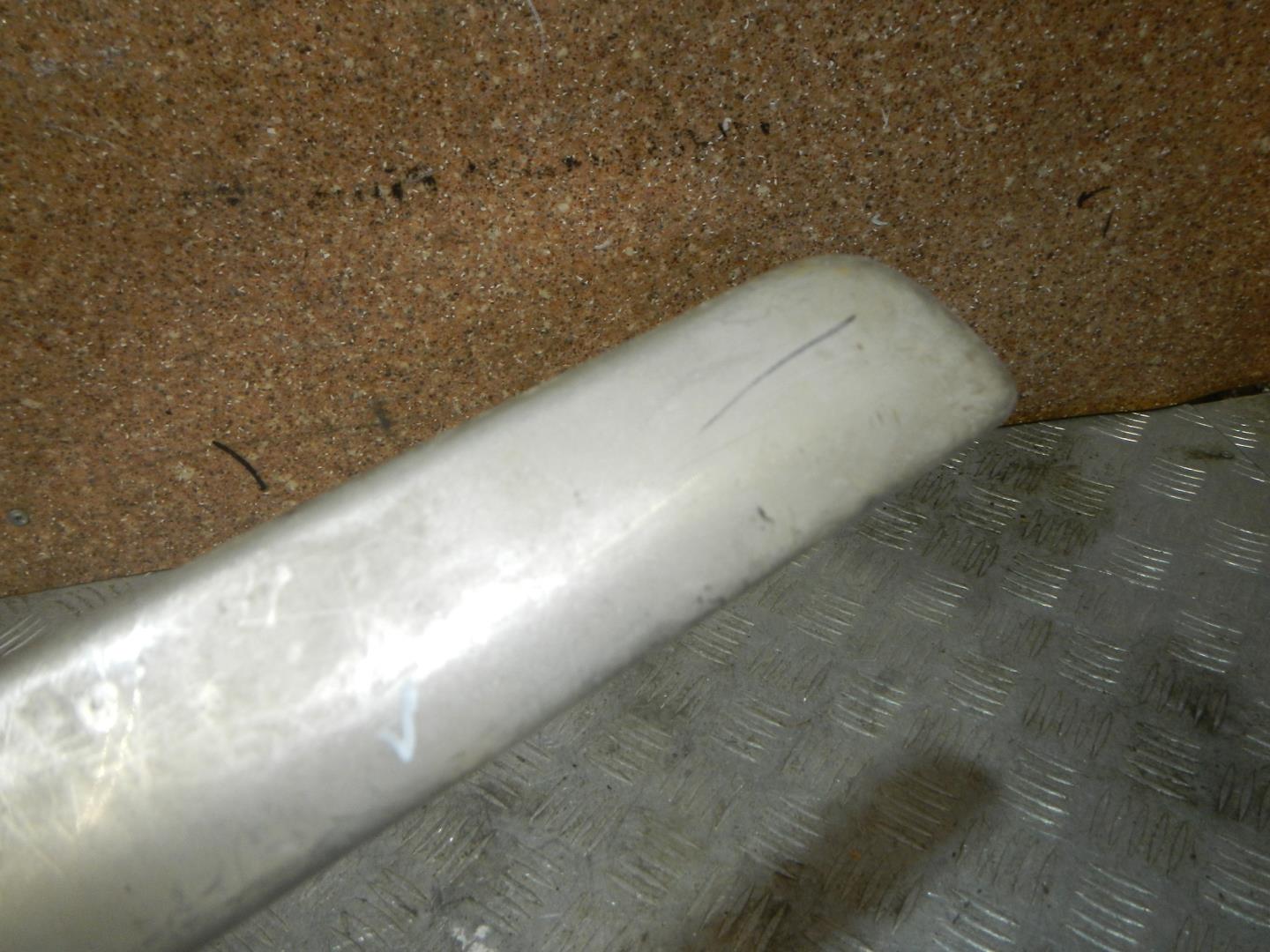 Молдинг заднего бампера