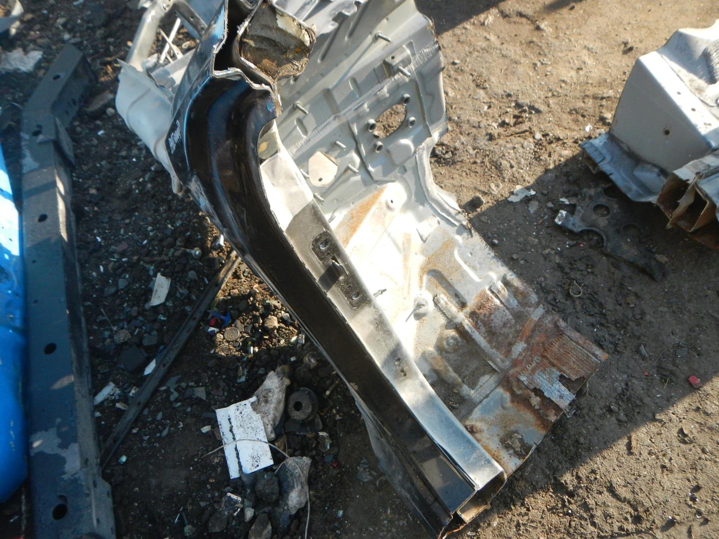 Лонжерон передний левый