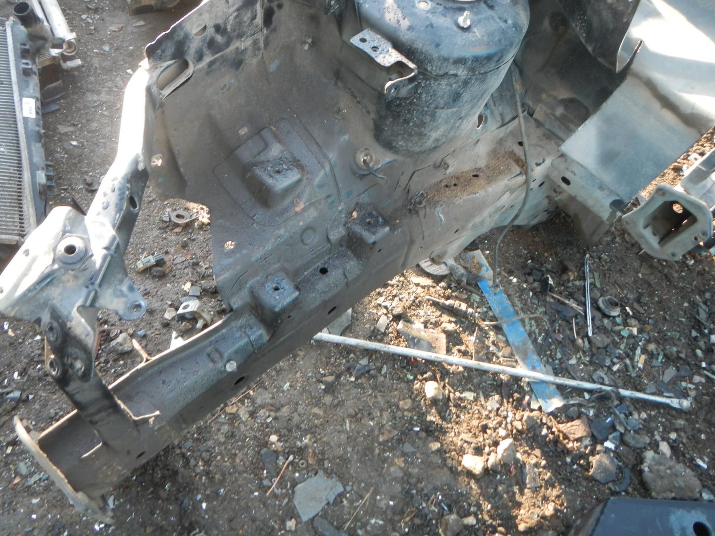 Лонжерон передний правый