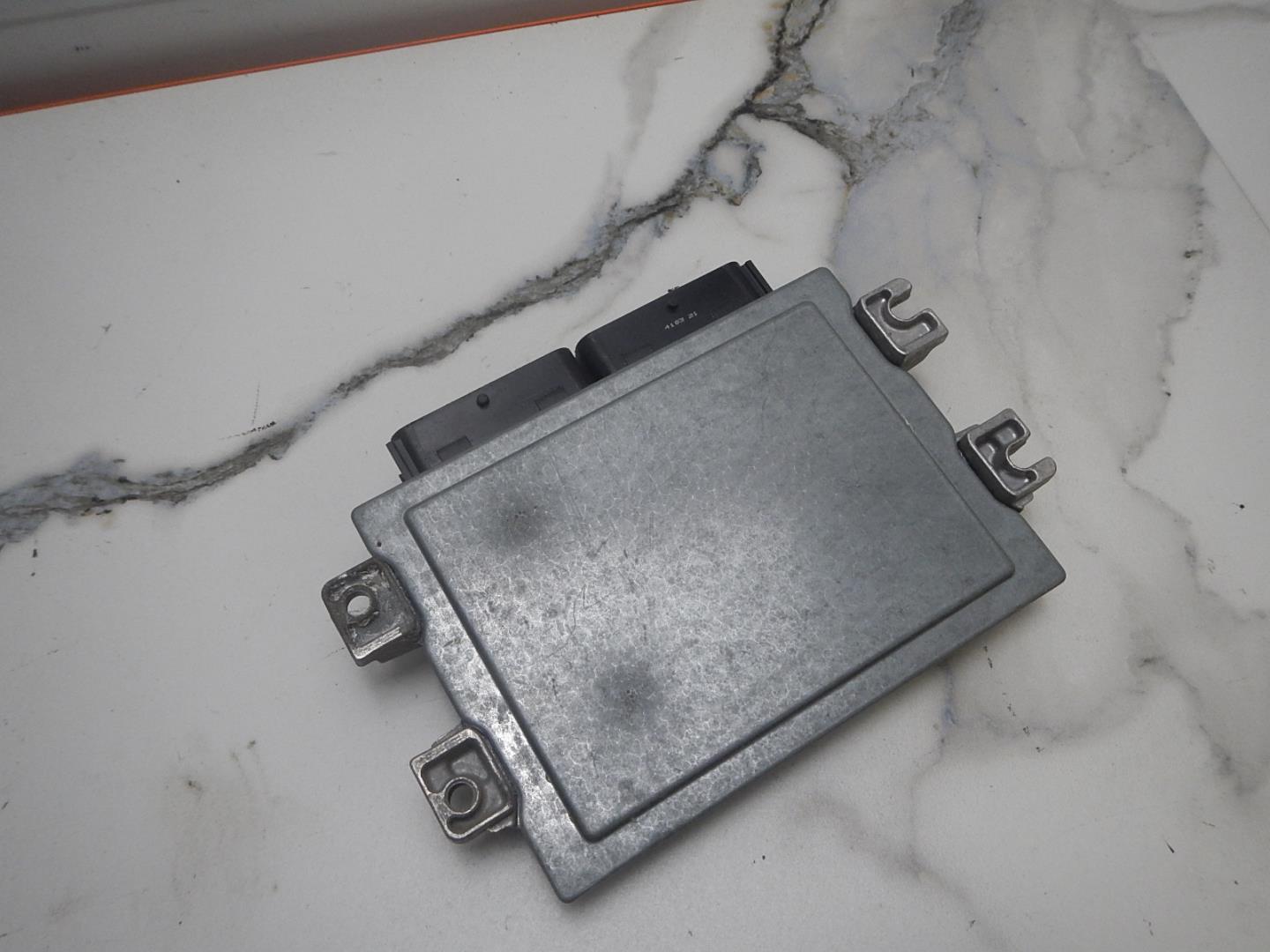 Блок управления двигателем