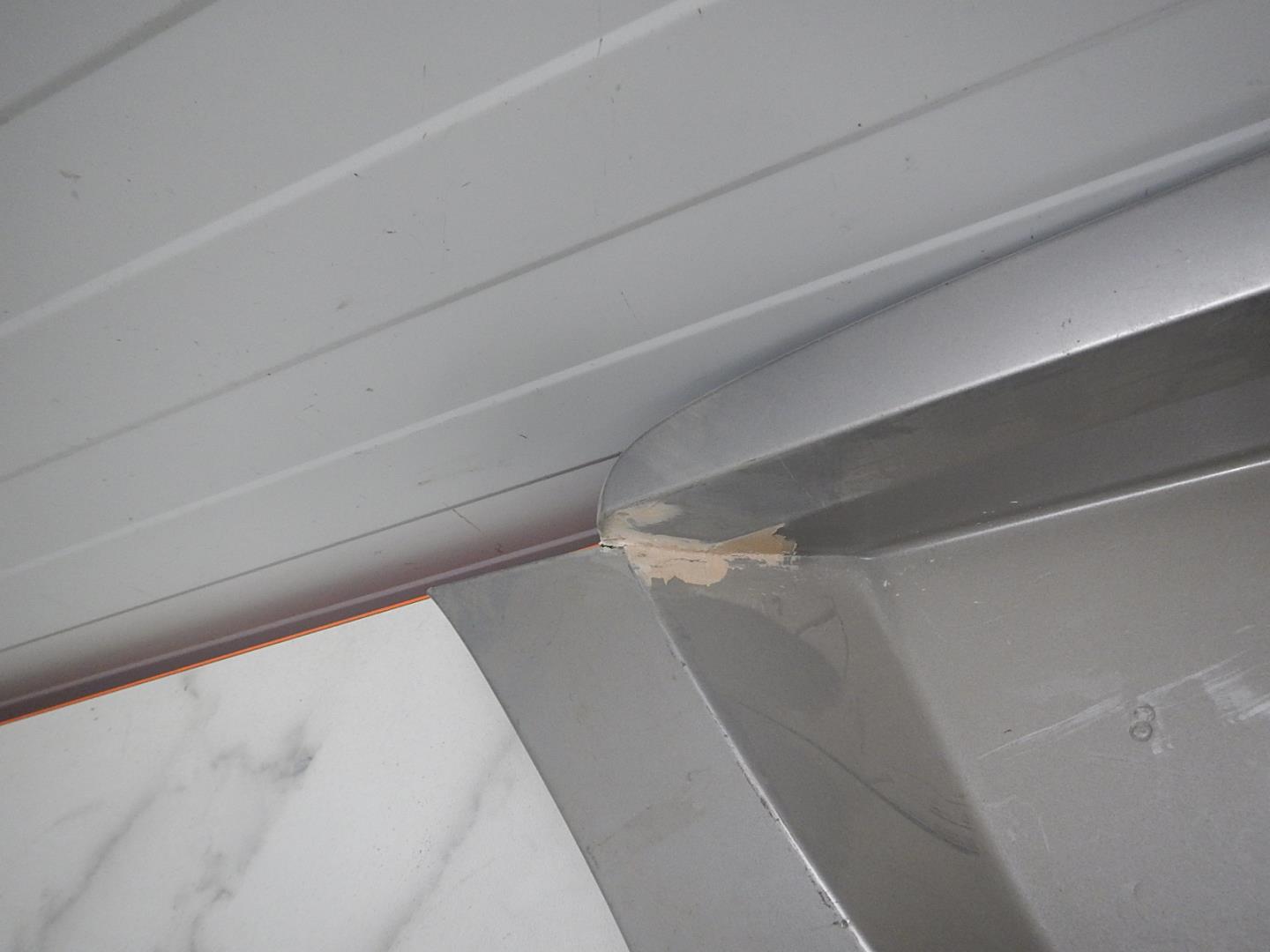 Накладка двери багажника