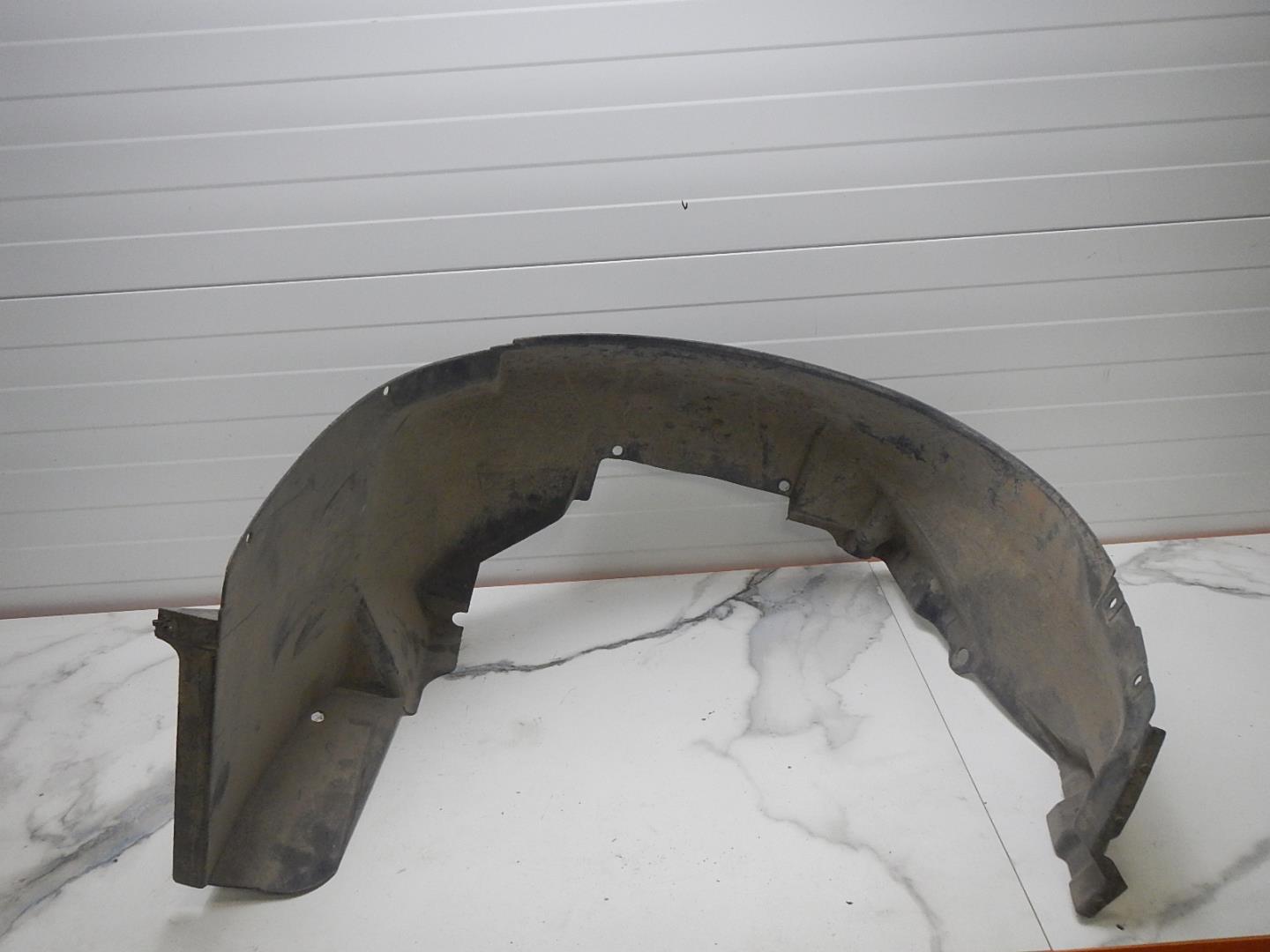 Локер передний левый