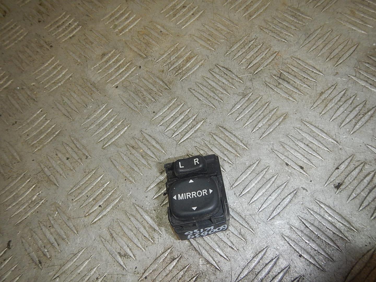 Переключатель регулировки зеркал