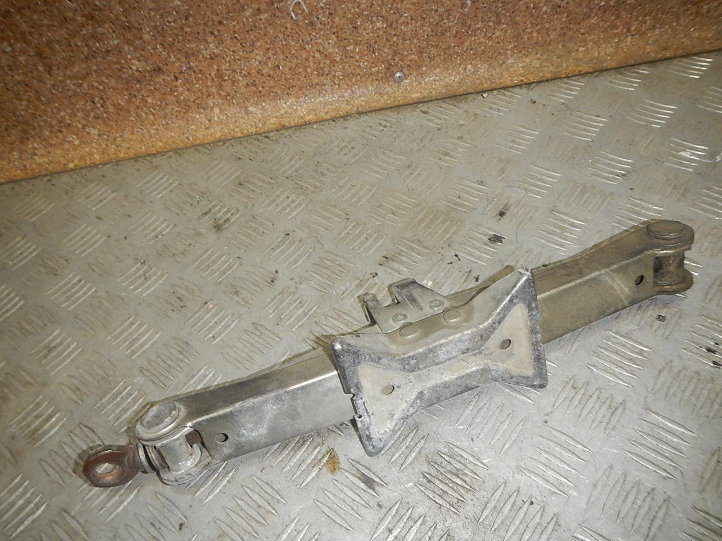 Домкрат