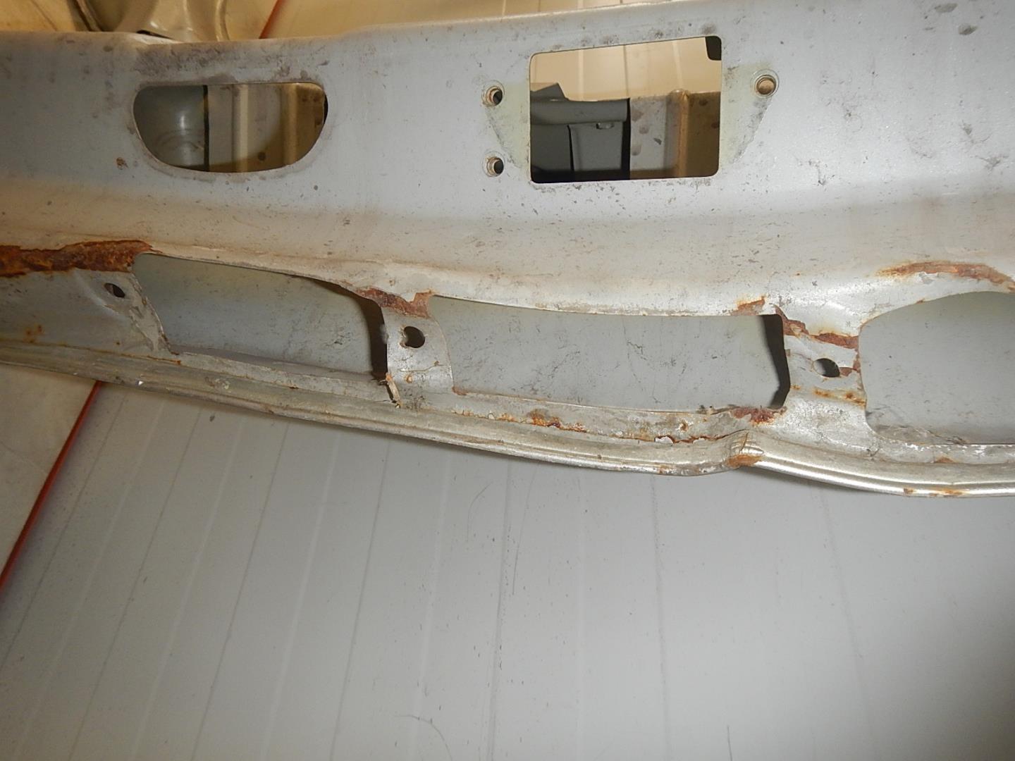 Дверь багажника