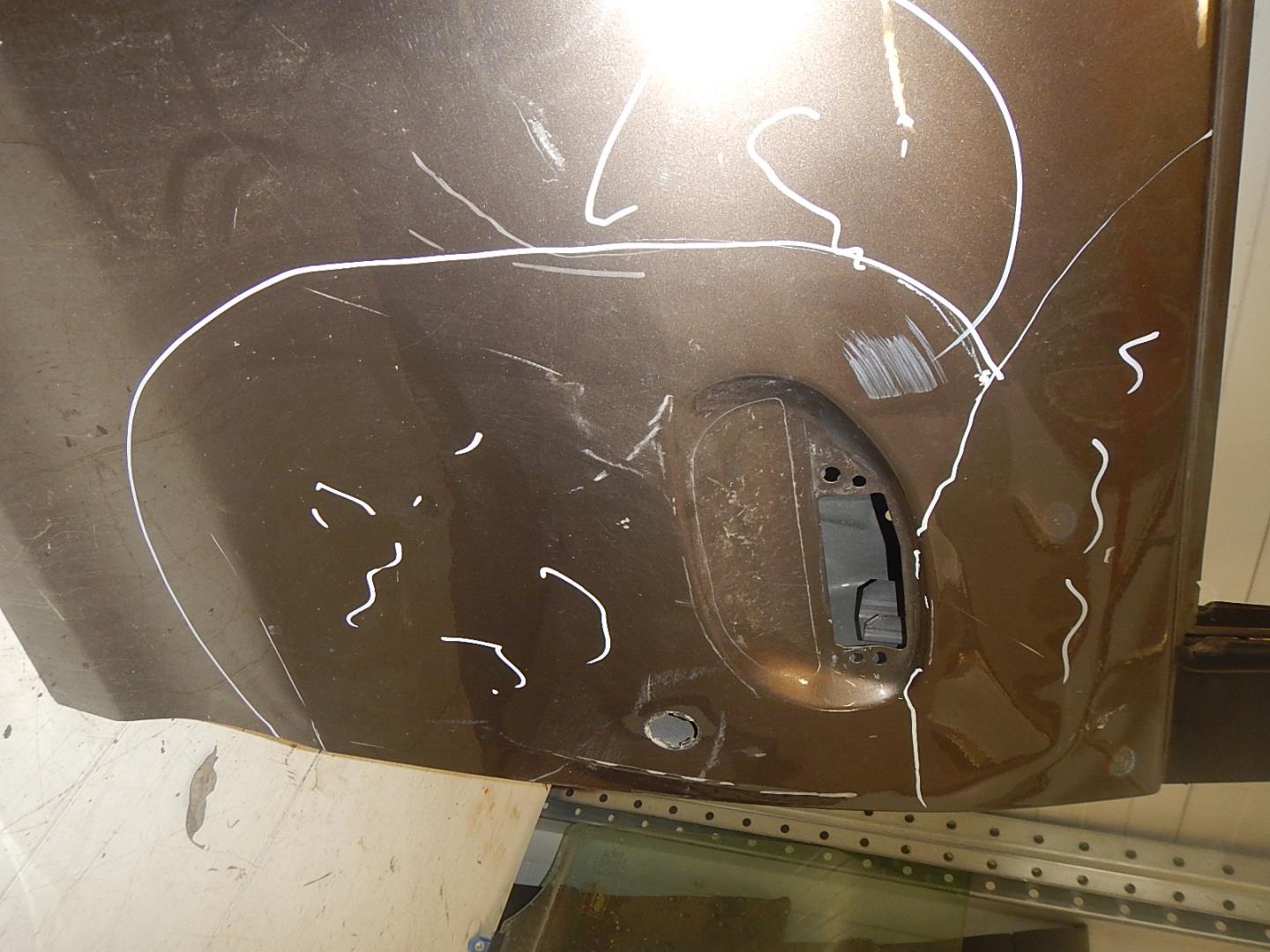 Дверь передняя левая