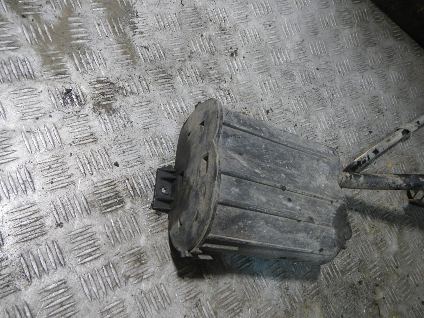 Абсорбер (фильтр угольный)