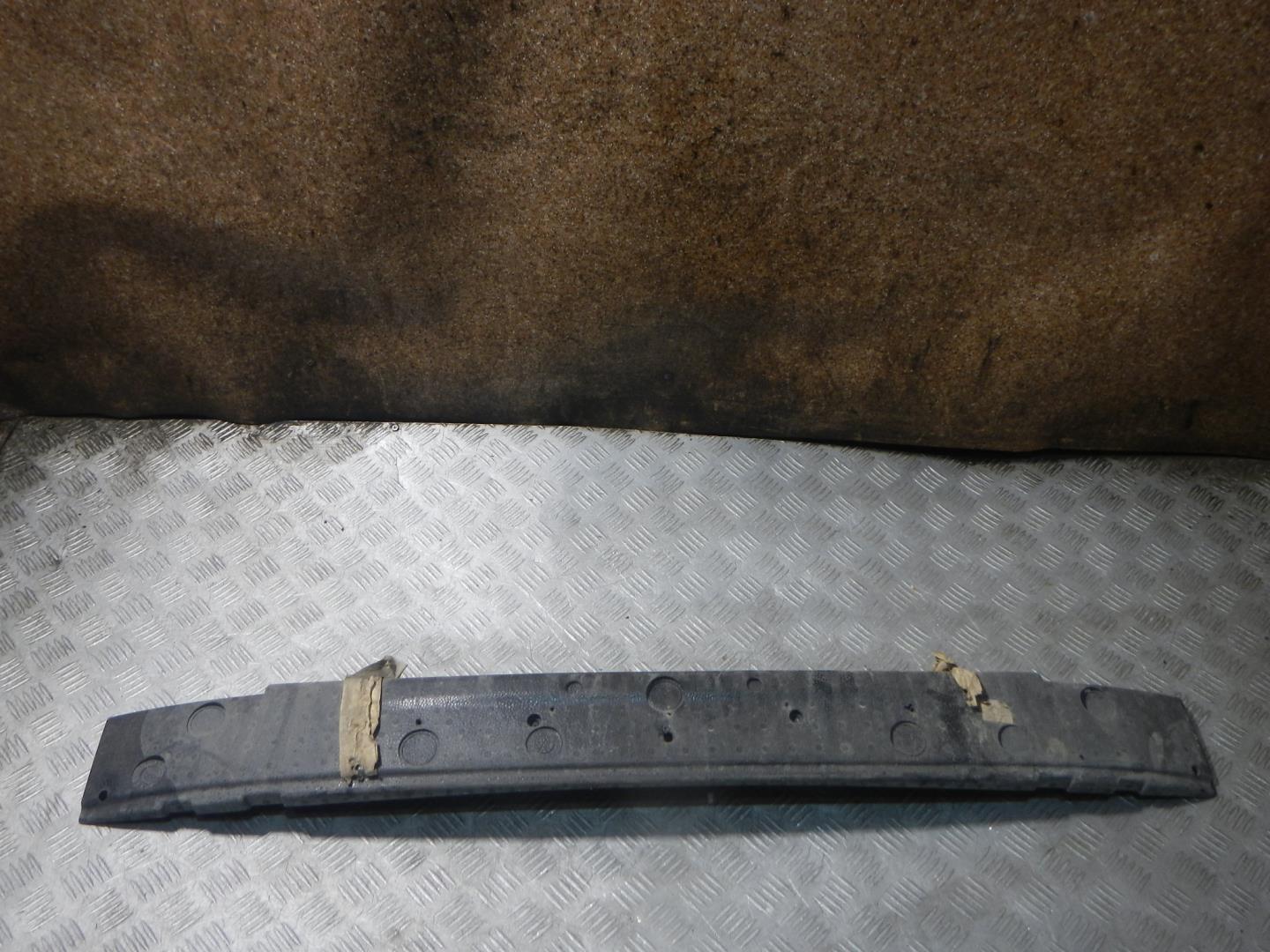 Наполнитель переднего бампера