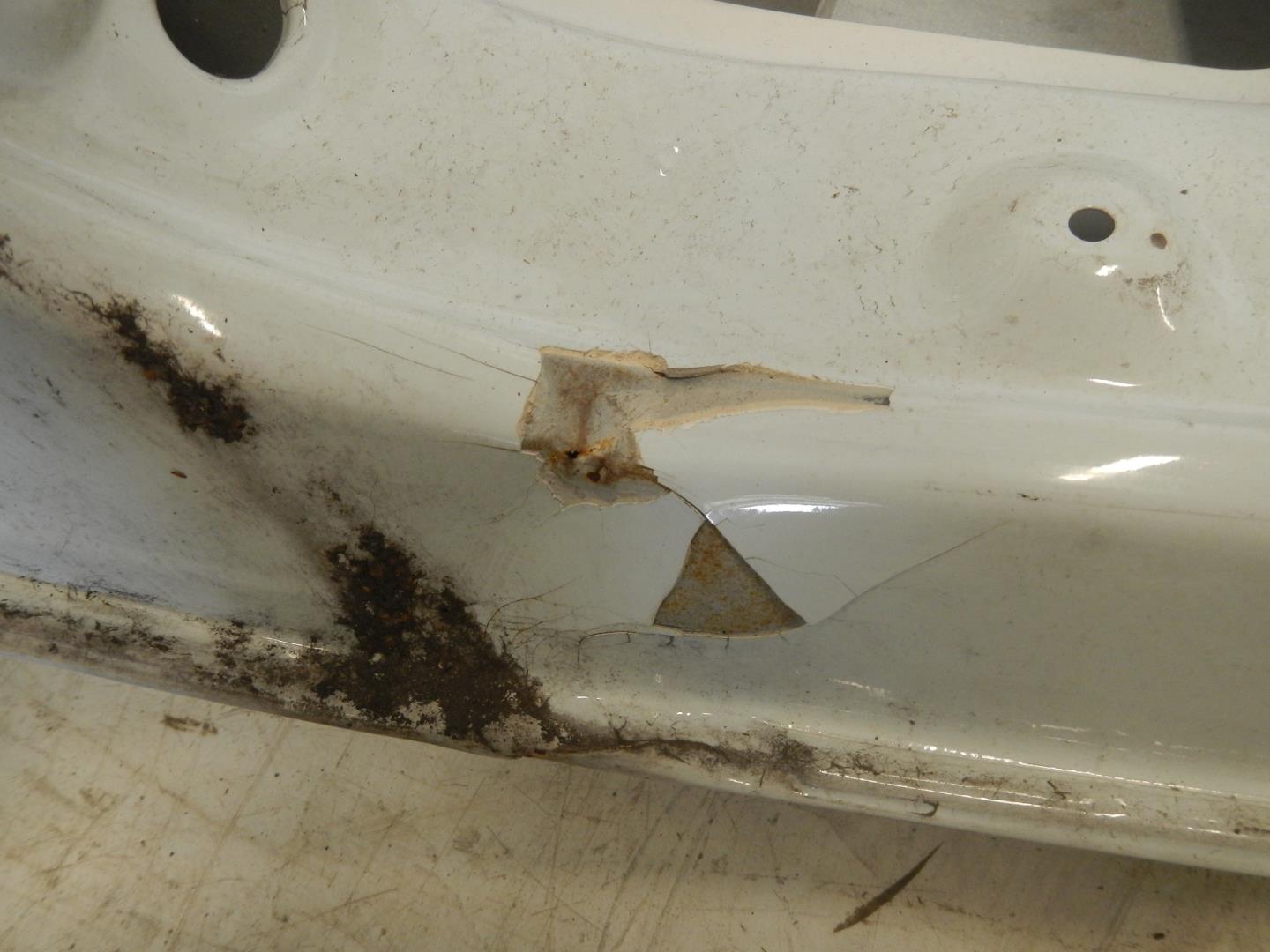 Дверь багажника