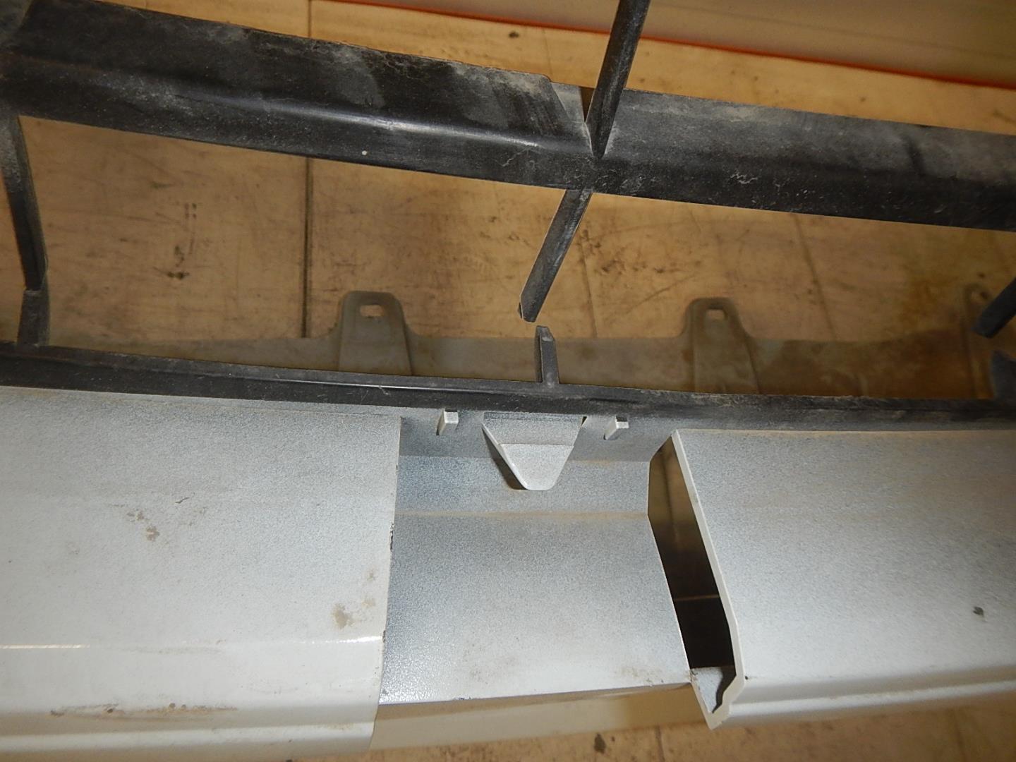 Бампер передний