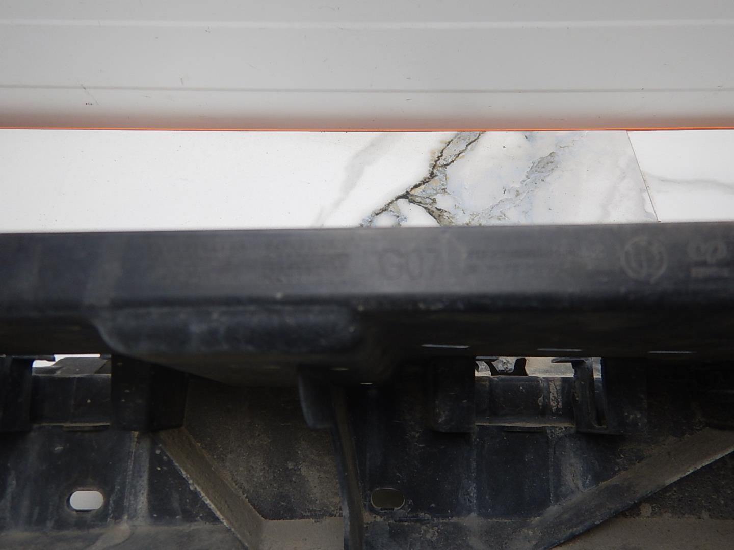 Кронштейн заднего бампера