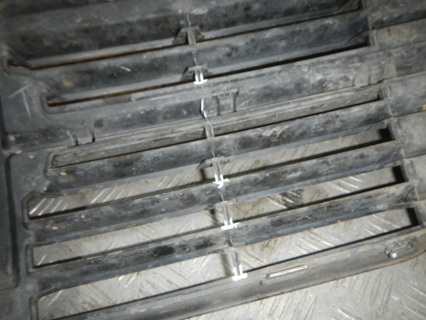 Решетка радиатора