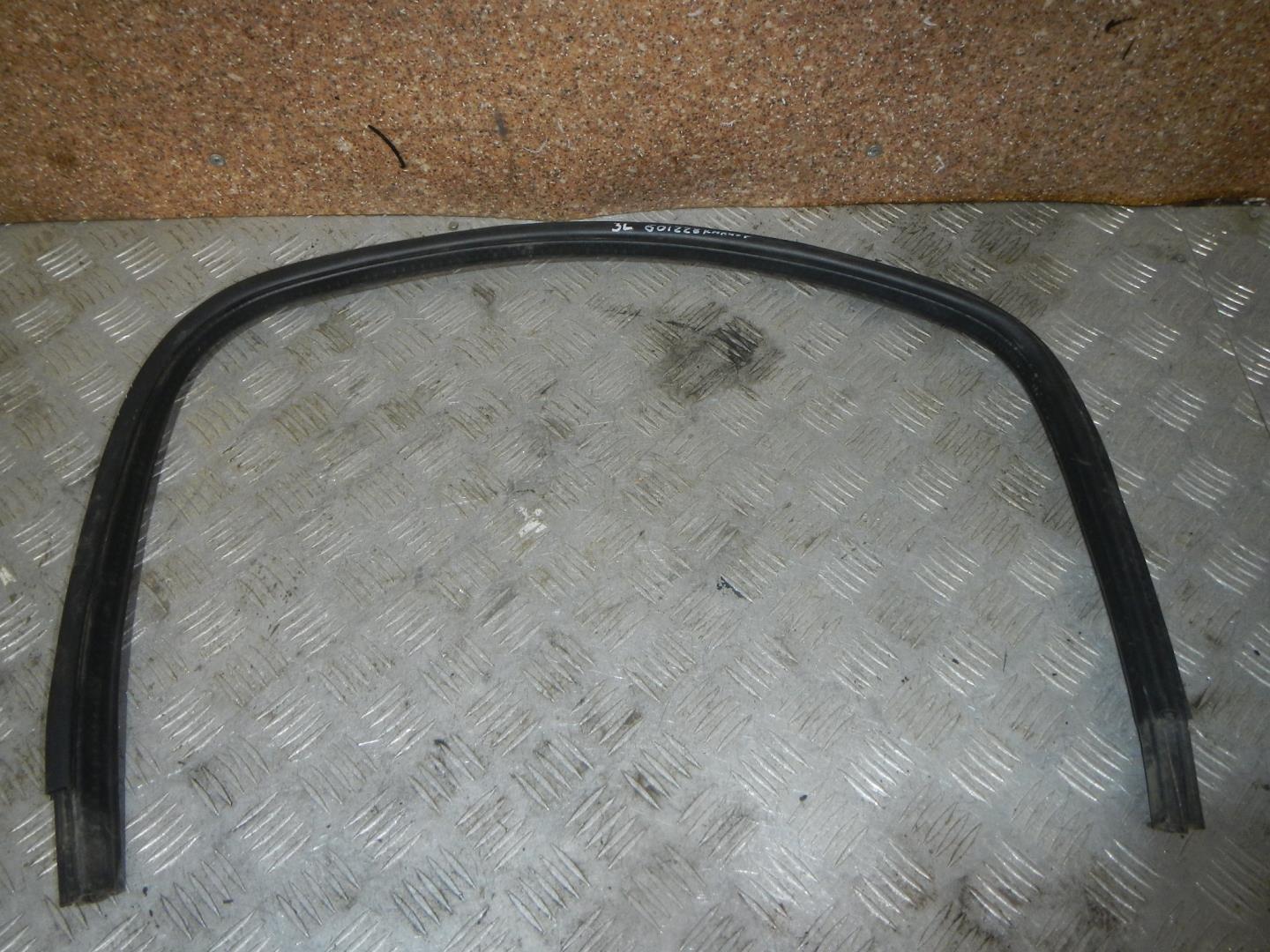 Уплотнитель двери