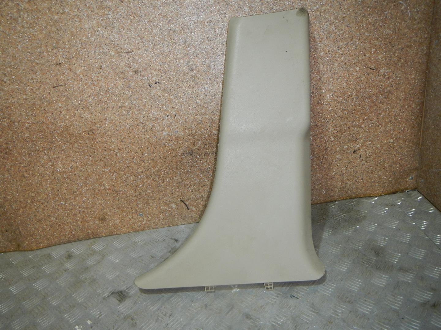 Обшивка стойки