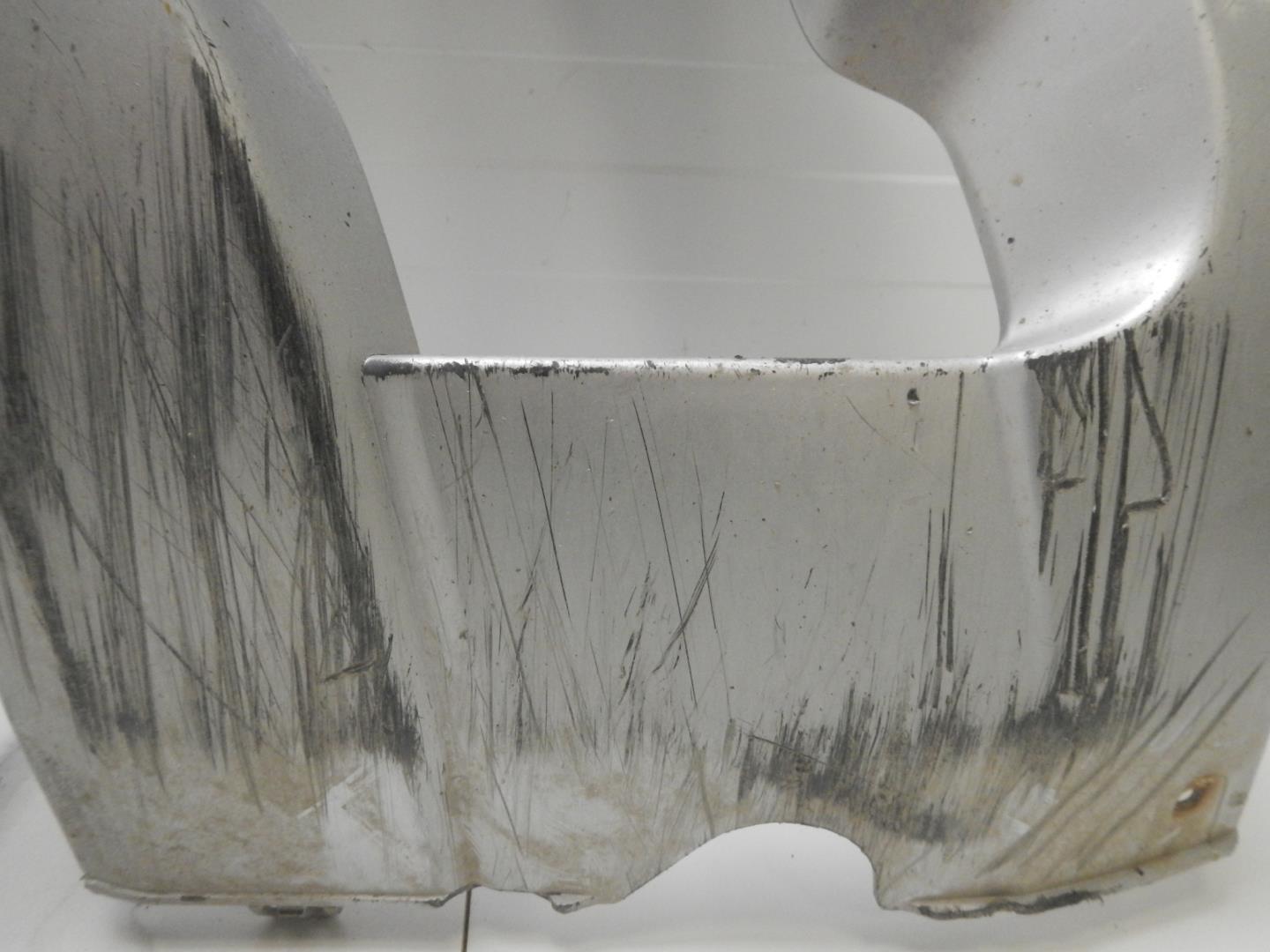 Накладка переднего бампера