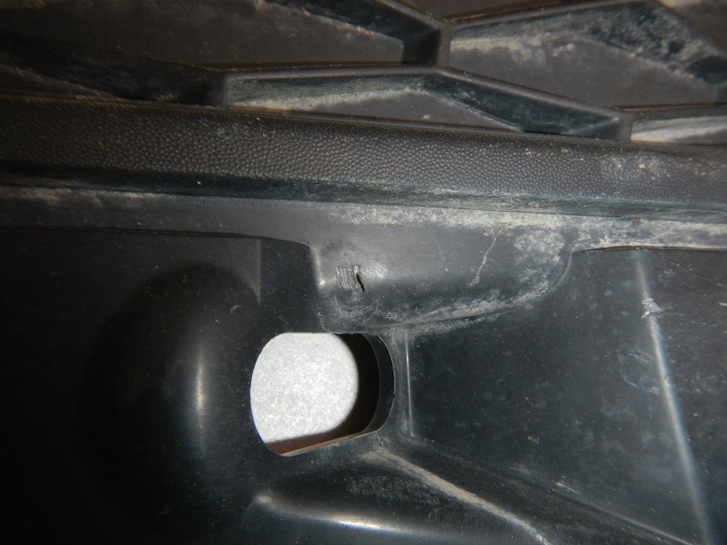 Решетка в бампер правая