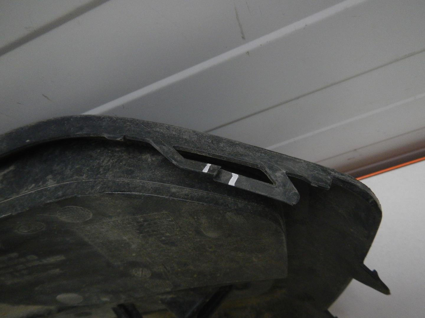 Решетка в бампер правая