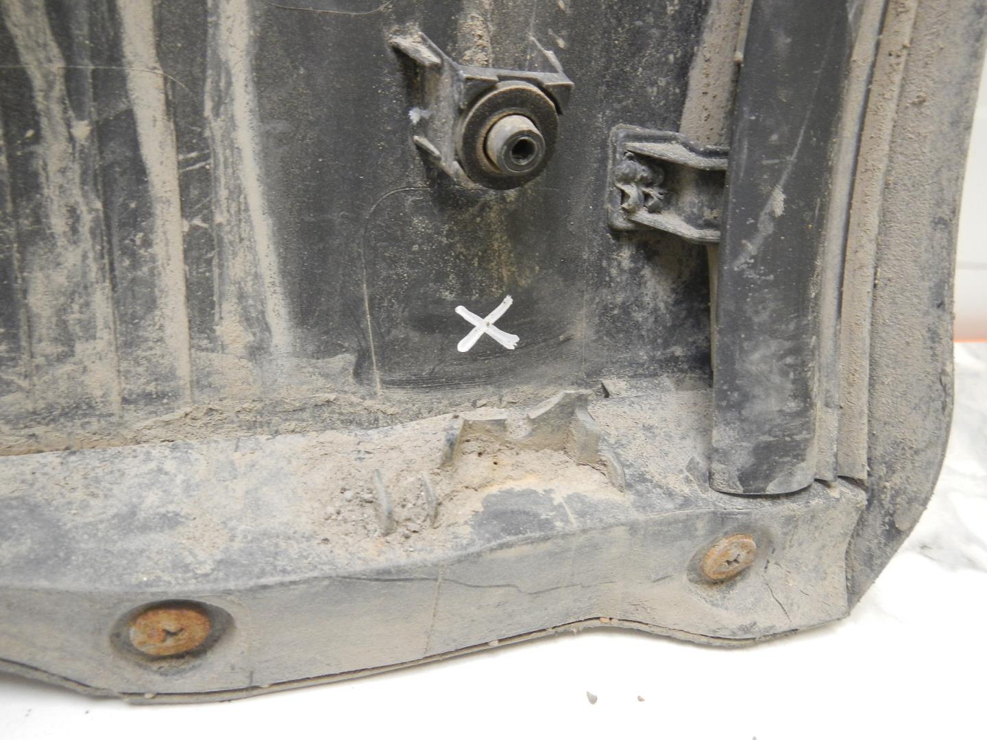 Молдинг задней правой двери