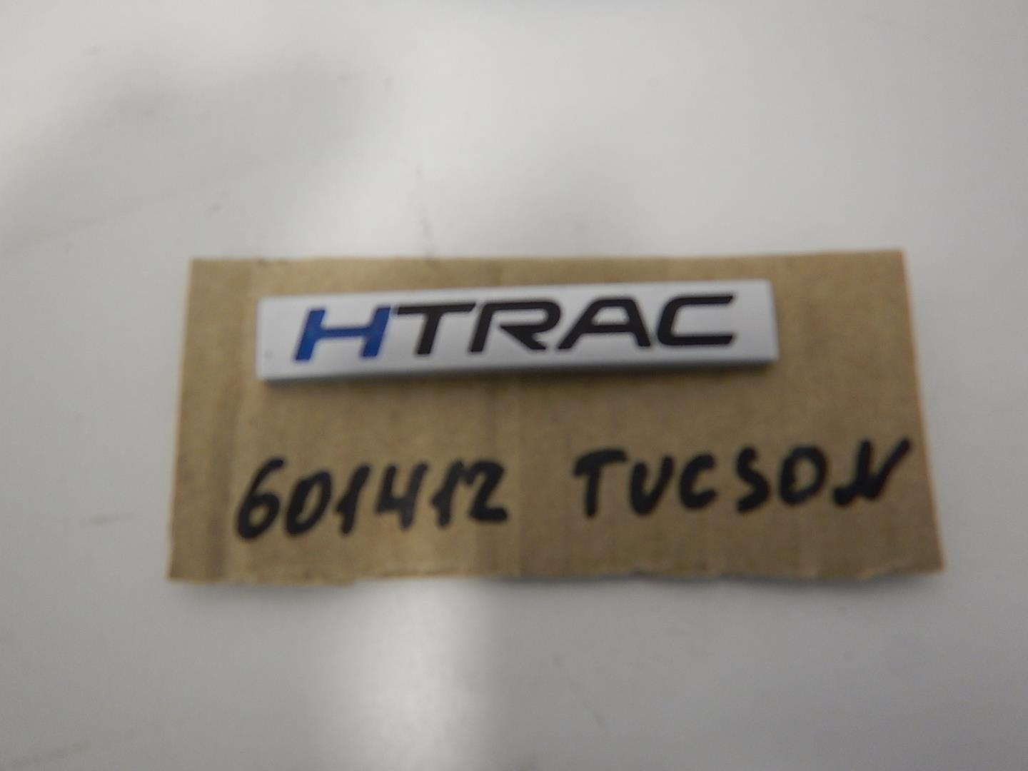 Эмблема на крышку багажника