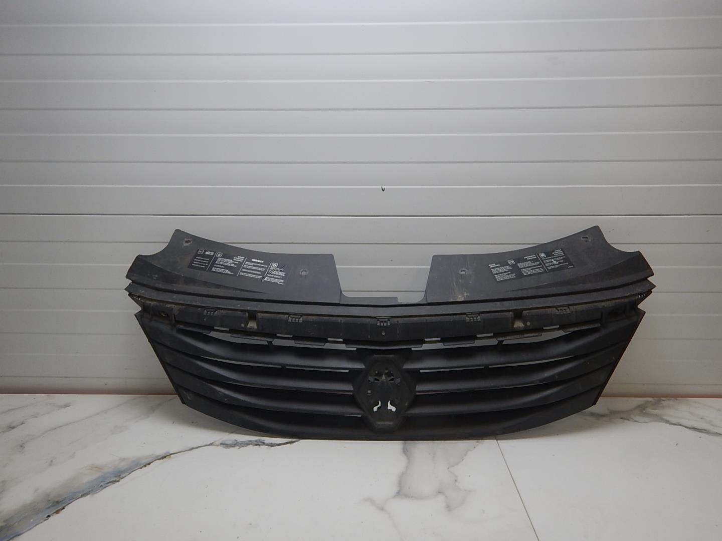 Решетка радиатора