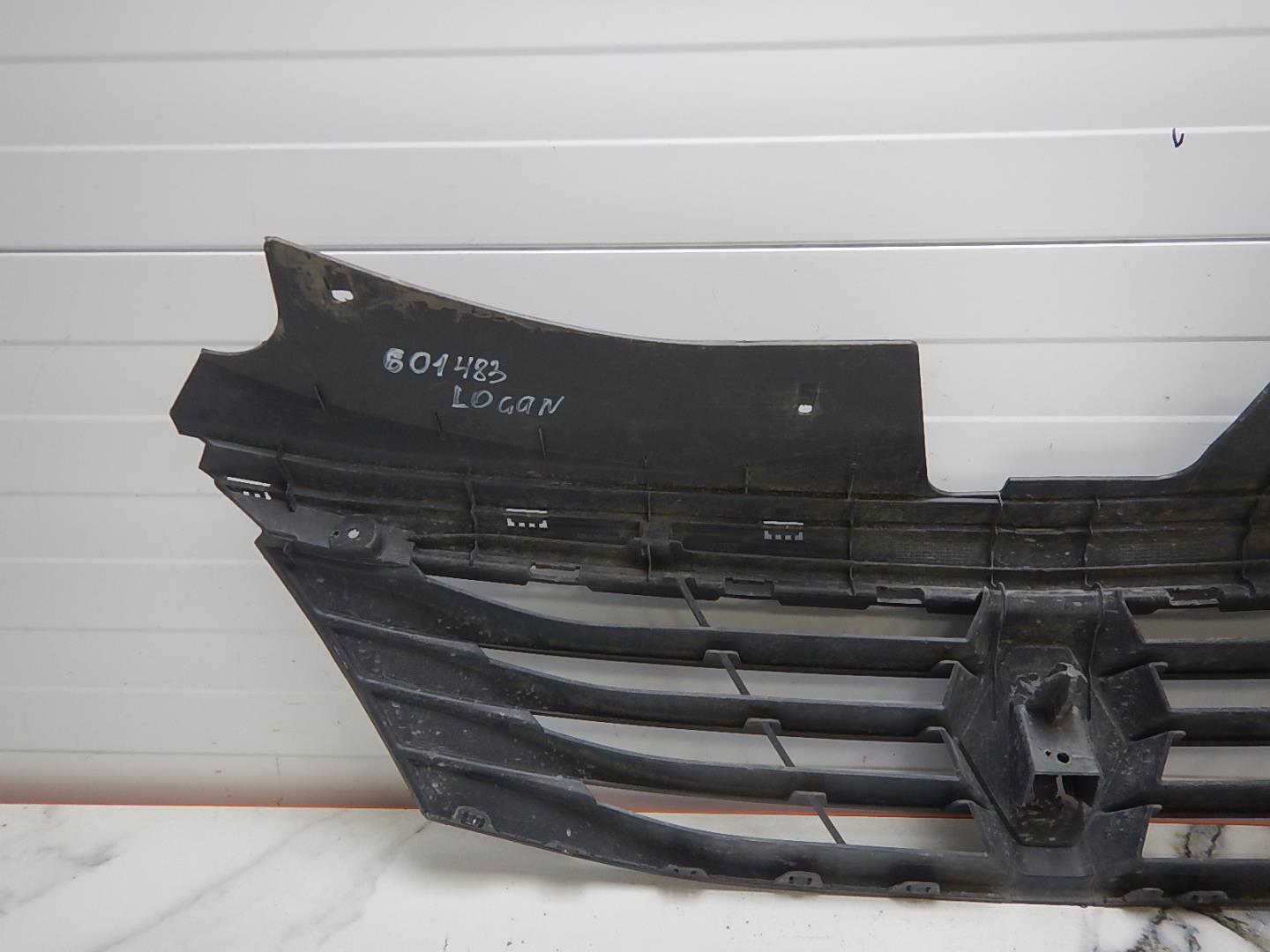 Решетка радиатора