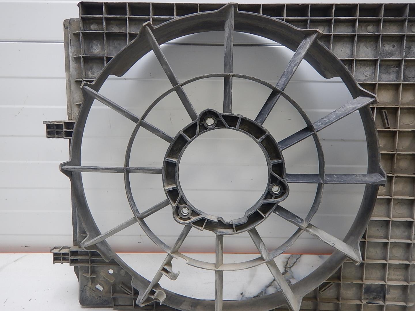 Диффузор вентилятора