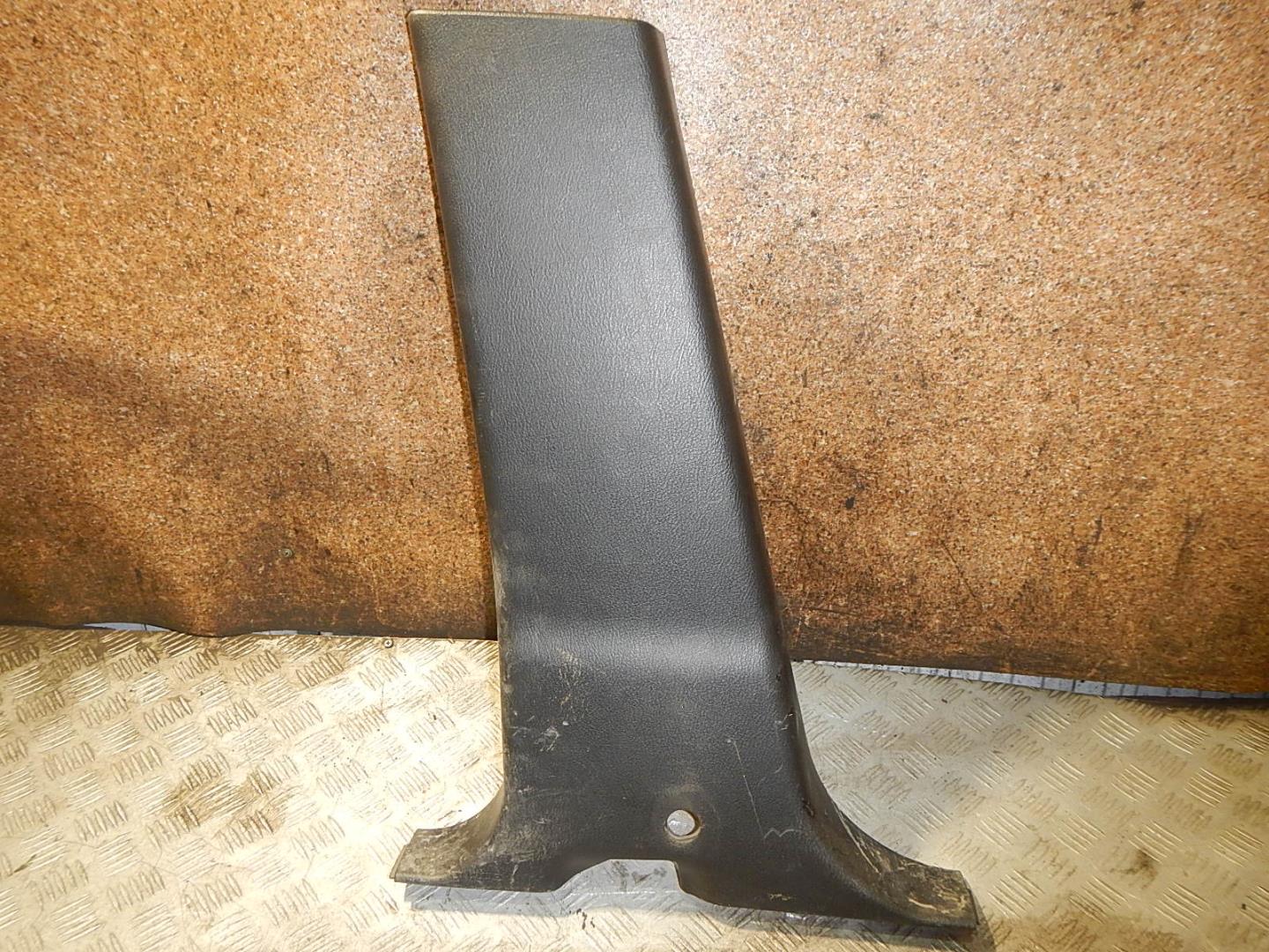 Обшивка стойки