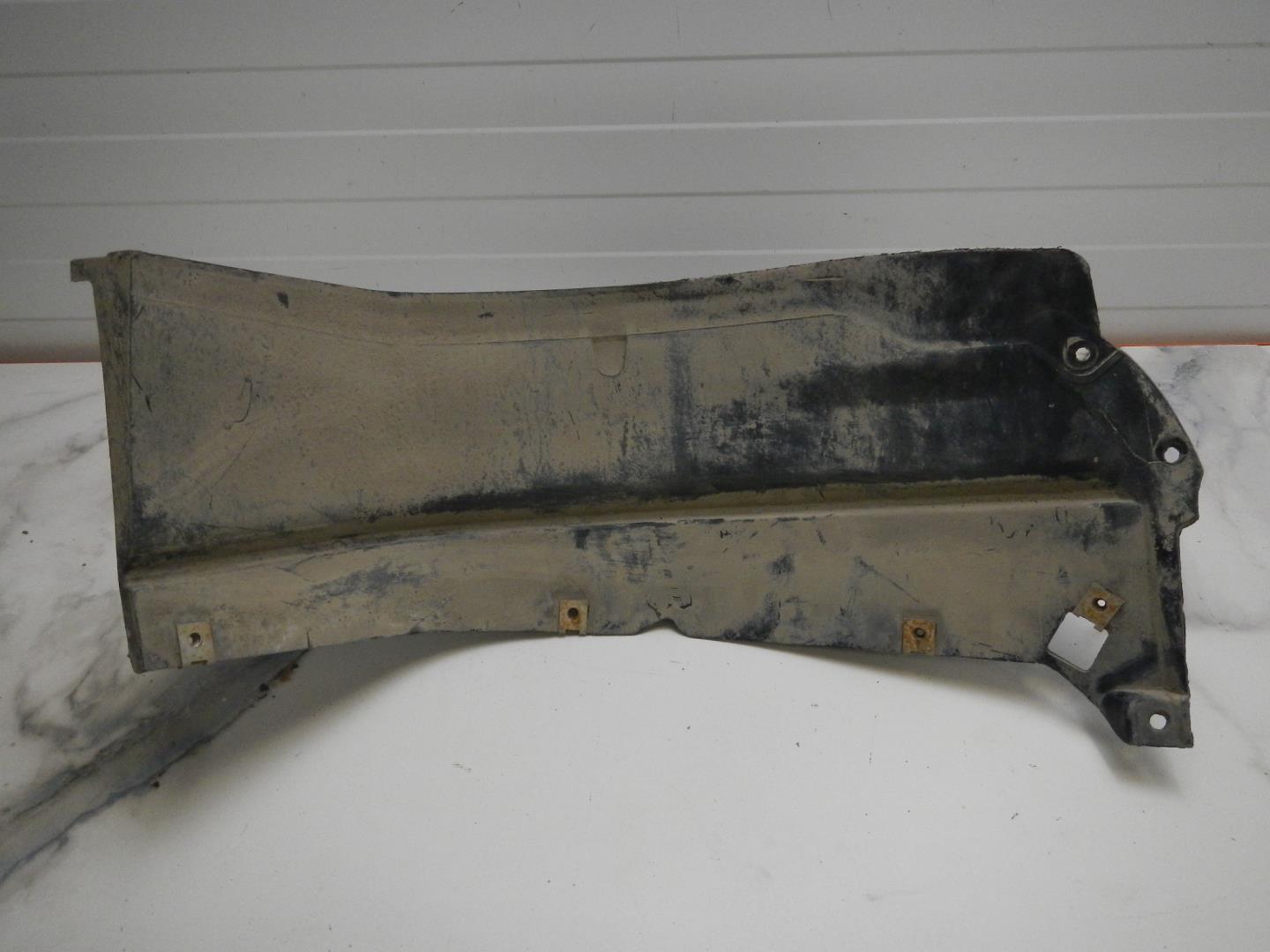 Локер передний левый