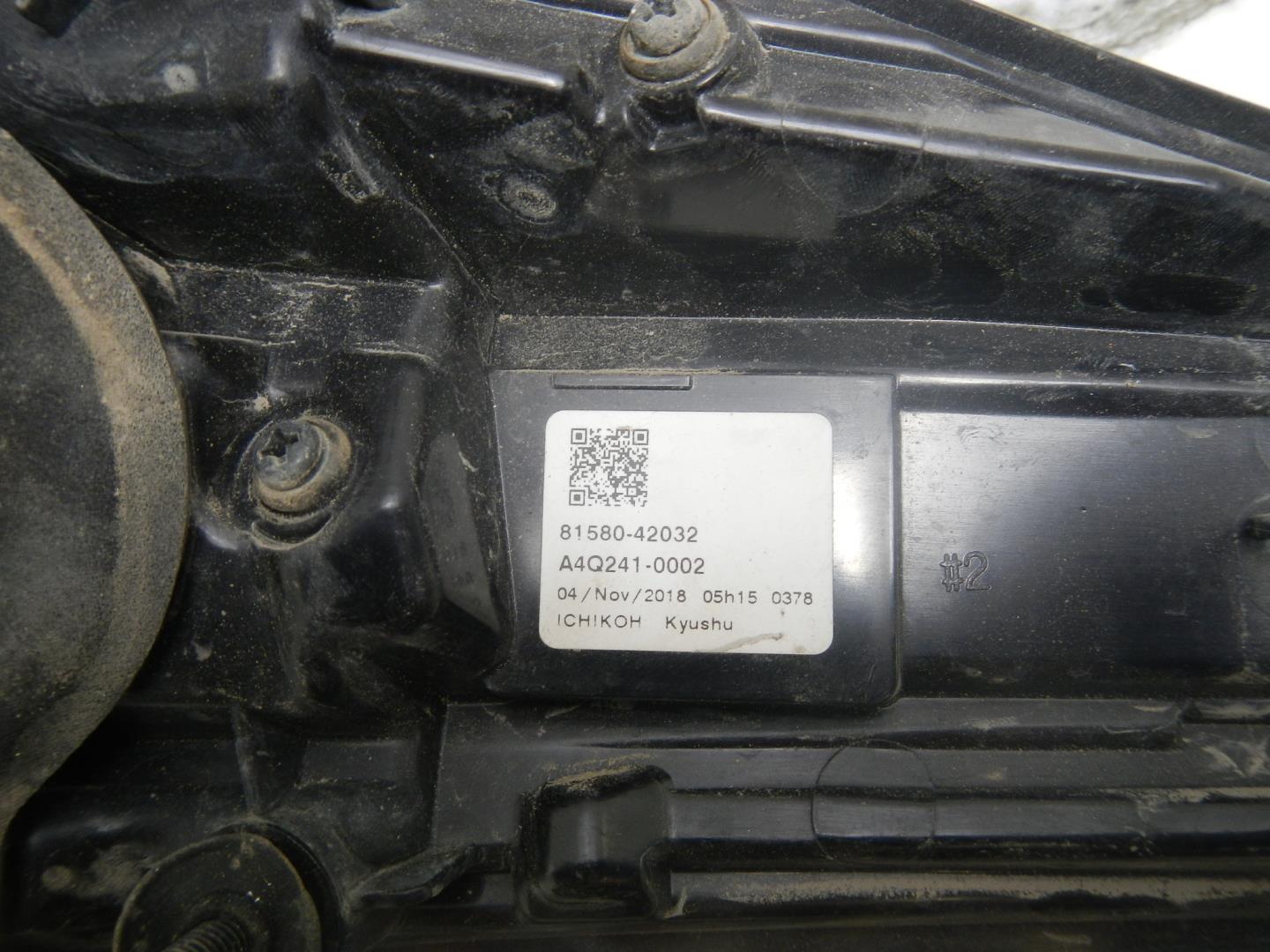 Фонарь задний внутренний правый