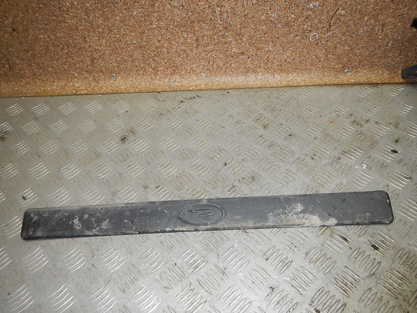 Накладка порога (внутренняя)