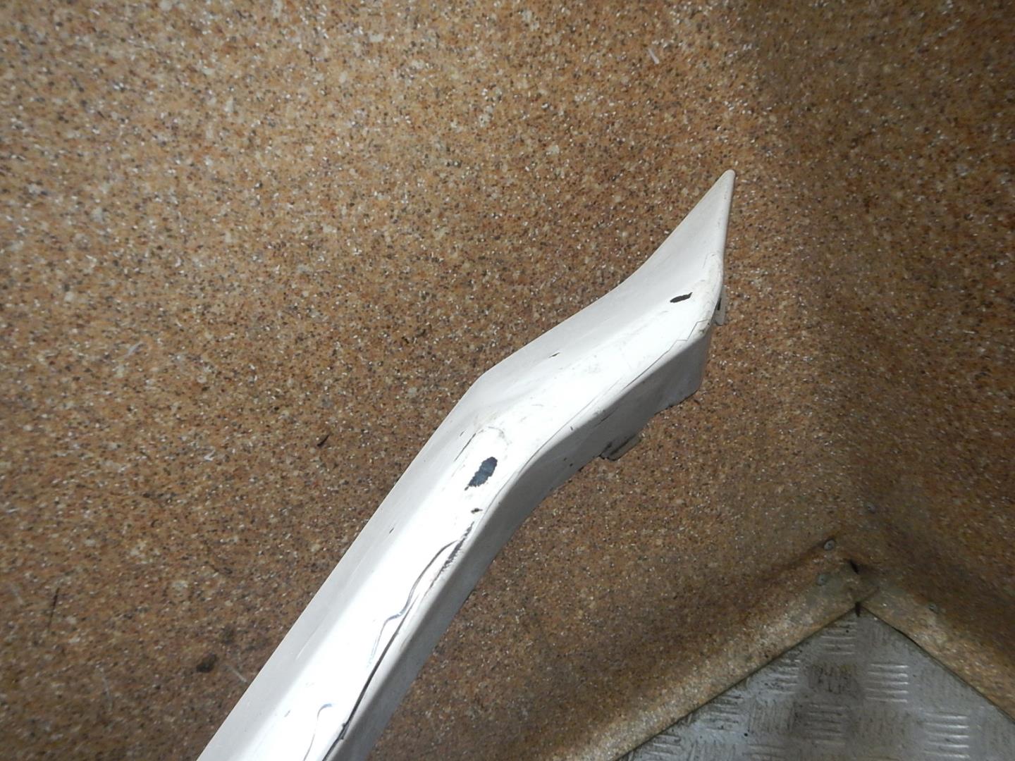 Накладка на решетку радиатора